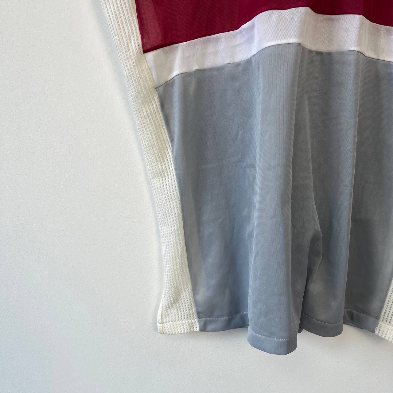 Nike Vintage 80s Nike Tee,center logo Size L Size US L / EU 52-54 / 3 - 2 Thumbnail