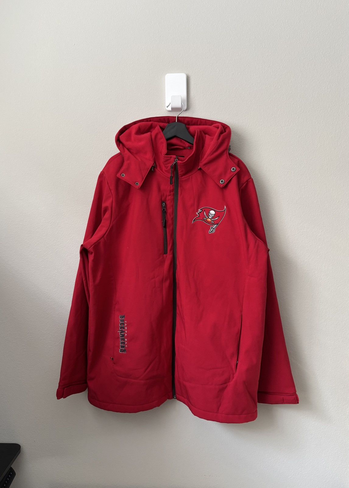 NFL Tampa Bay Buccaneers Jacket XL Size US XL / EU 56 / 4 - 1 Thumbnail