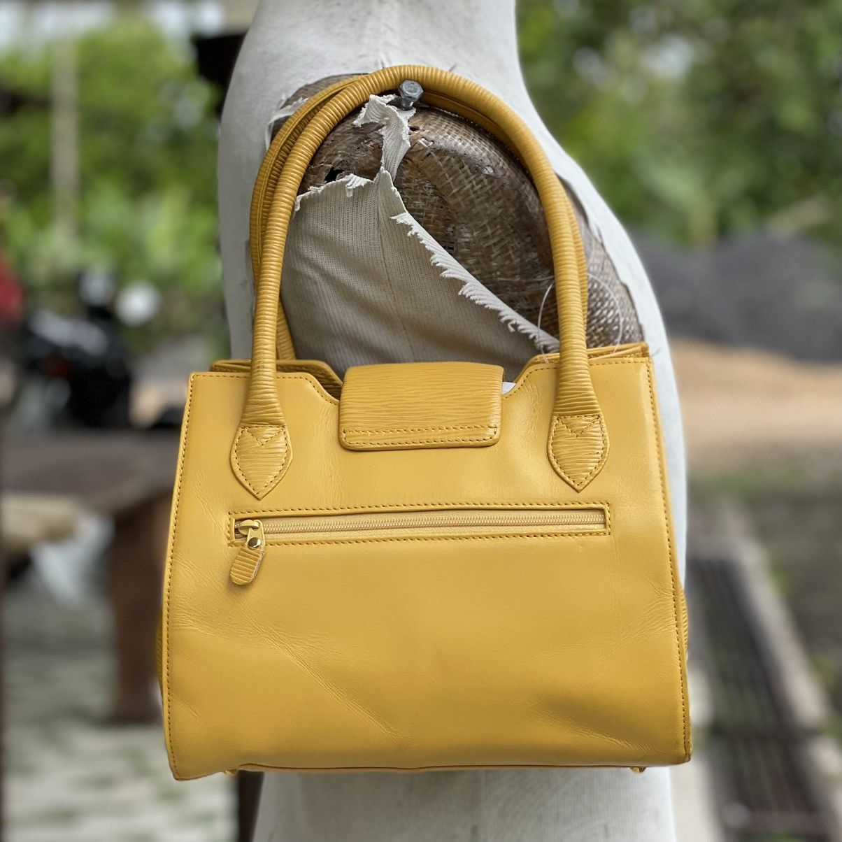 Hanae Mori × Leather × Vintage Vintage Hanae Mori Leather Handbag Size ONE SIZE - 5 Thumbnail