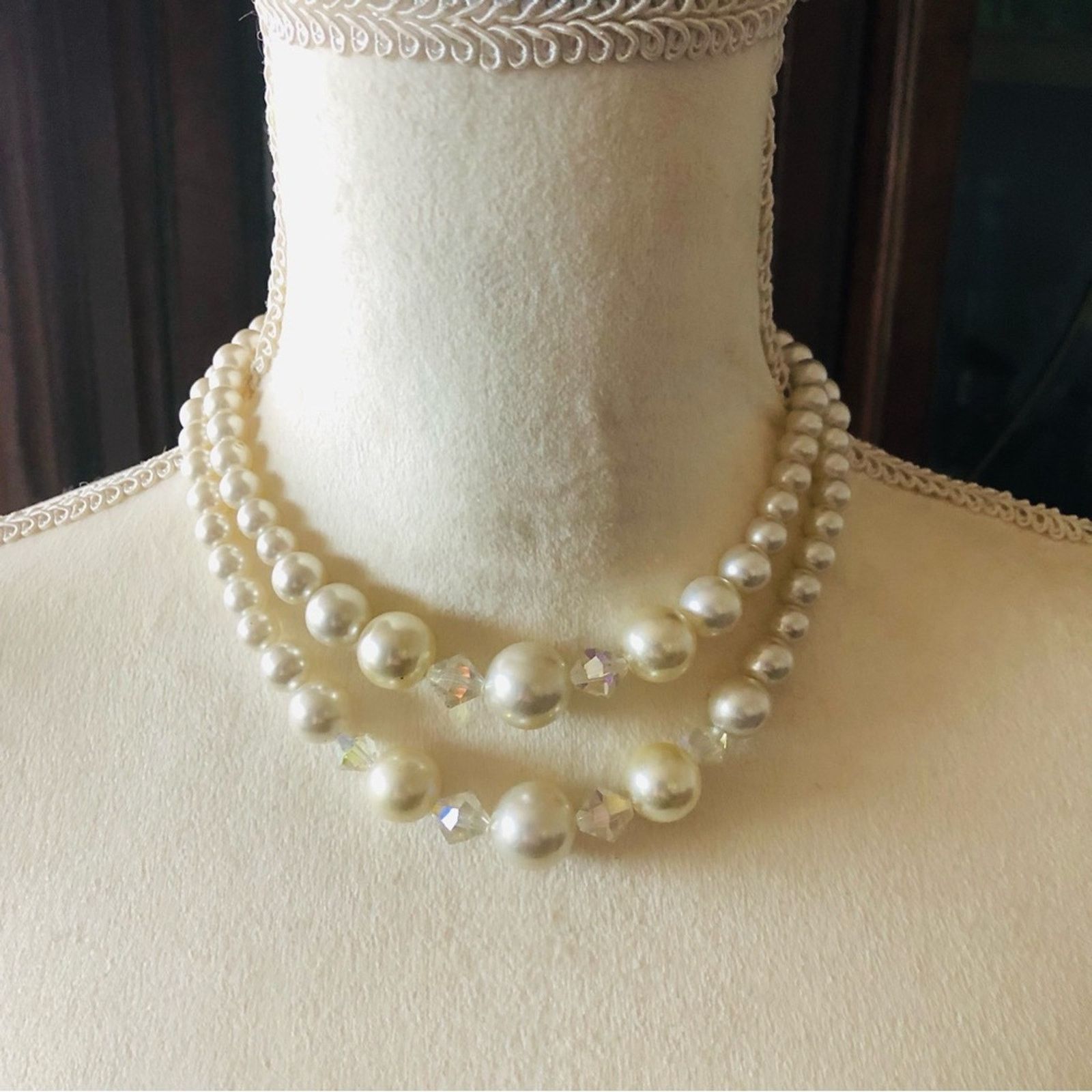 Vintage Vintage mid century white pearl AB choker necklace Size ONE SIZE - 2 Thumbnail