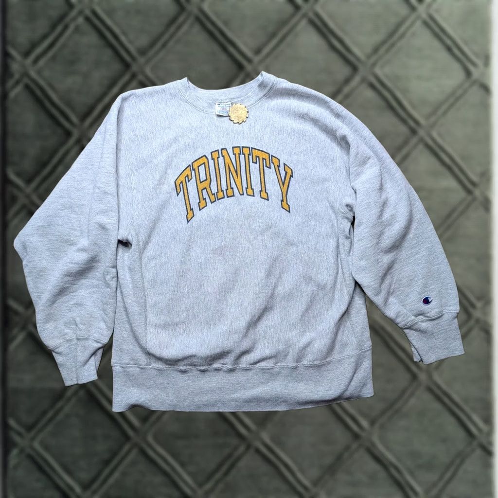 Champion VINTAGE Champion Reverse Weave Sweatshirt 80's Trinity College Gray LG Pullover Mens Size US L / EU 52-54 / 3 - 1 Thumbnail
