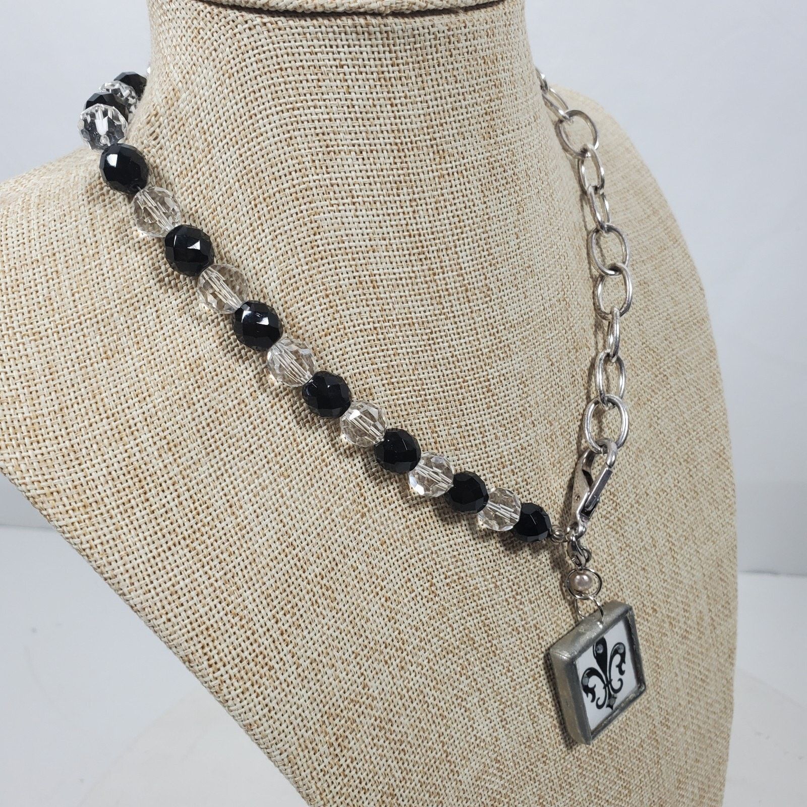 The Unbranded Brand Fleur de Lis Choker Necklace Clear Black Silver Tone 16 Inch Size ONE SIZE - 5 Thumbnail