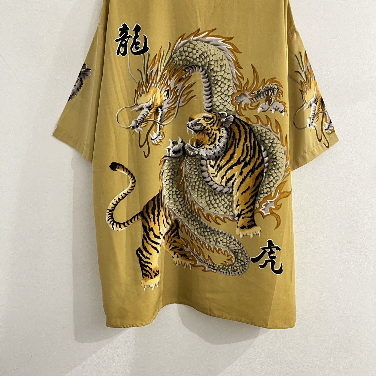 Japanese Brand Hex Dragon Y2K Style Button Up Shirt - JUN25 Size US XXL / EU 58 / 5 - 10 Thumbnail