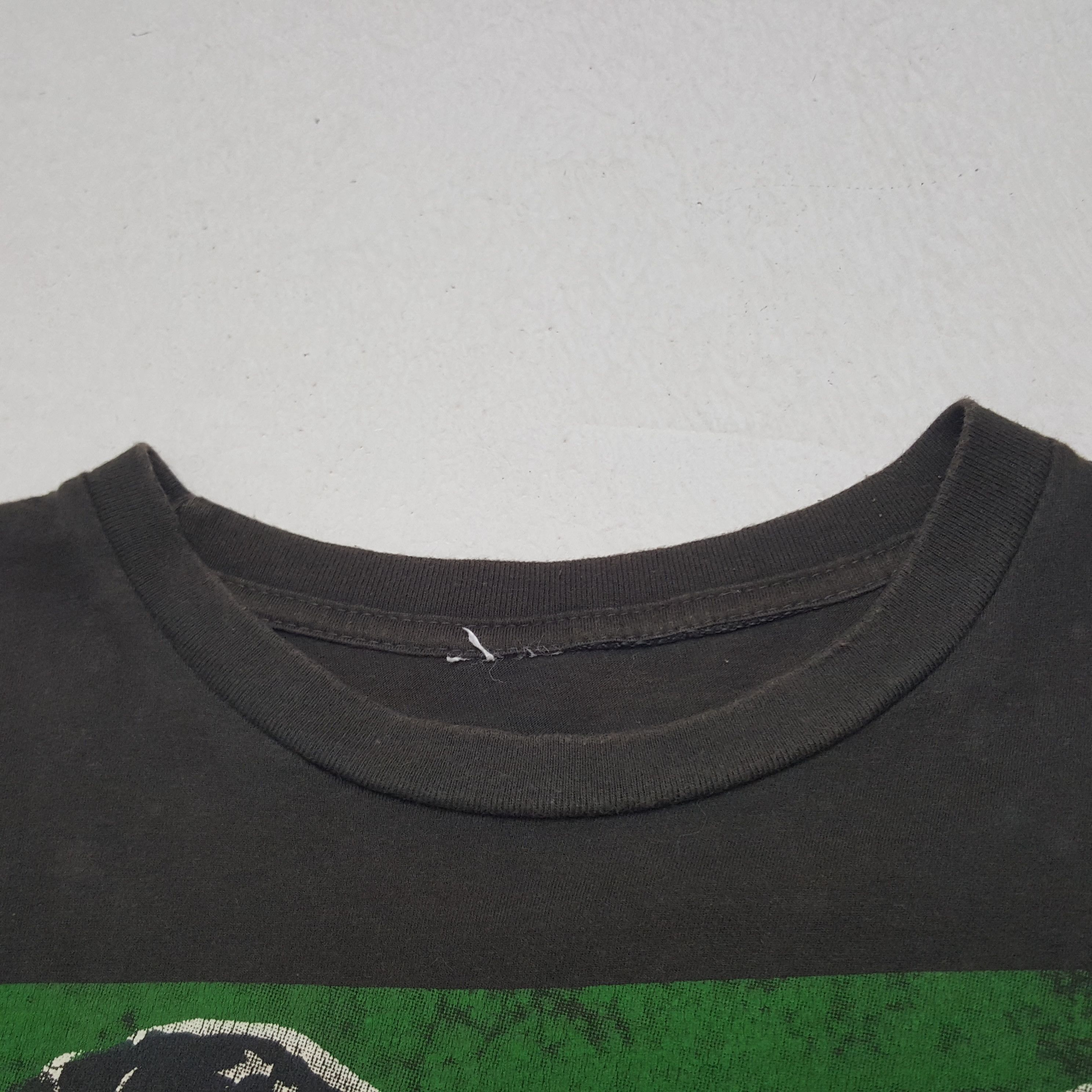 Band Tees × Vintage Vintage Oasis British Rock Band Tour Tshirt Size US S / EU 44-46 / 1 - 4 Thumbnail