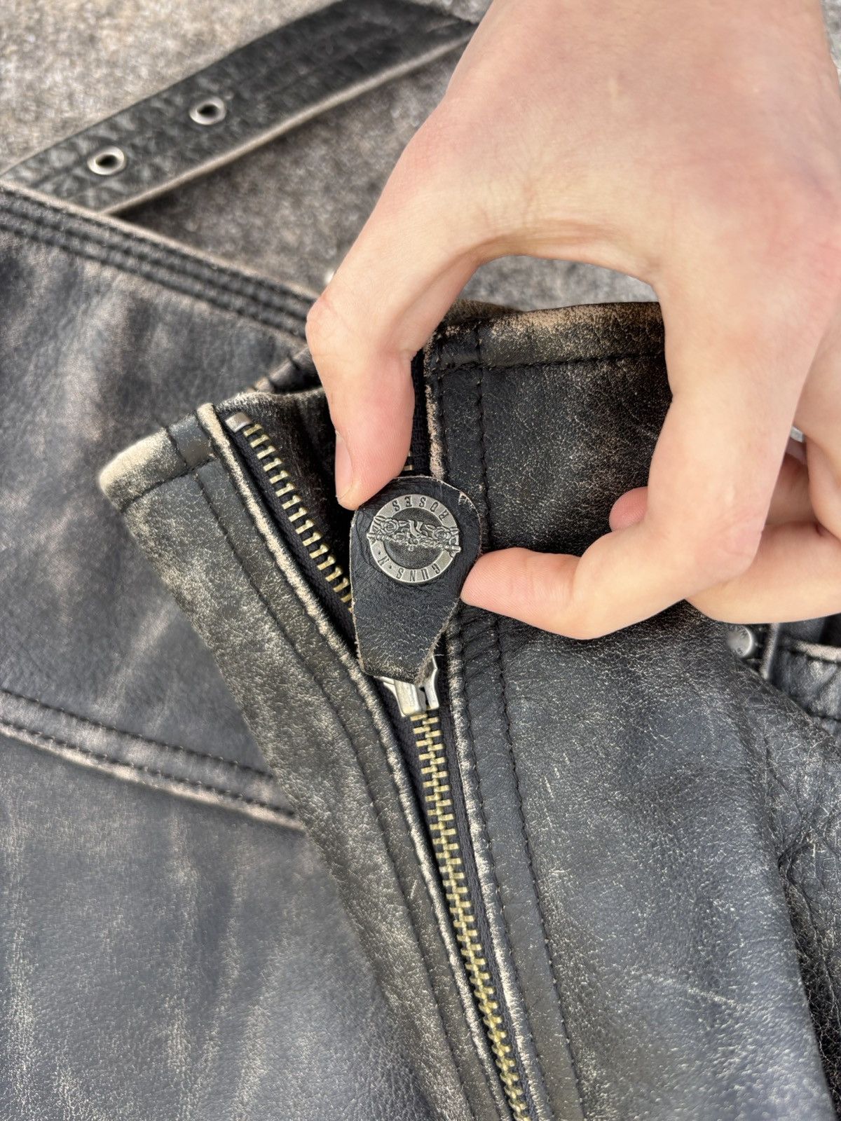 Guns N' Roses Guns N Roses x Hein Gericke 1994 Tour leather biker jacket Size US L / EU 52-54 / 3 - 9 Thumbnail