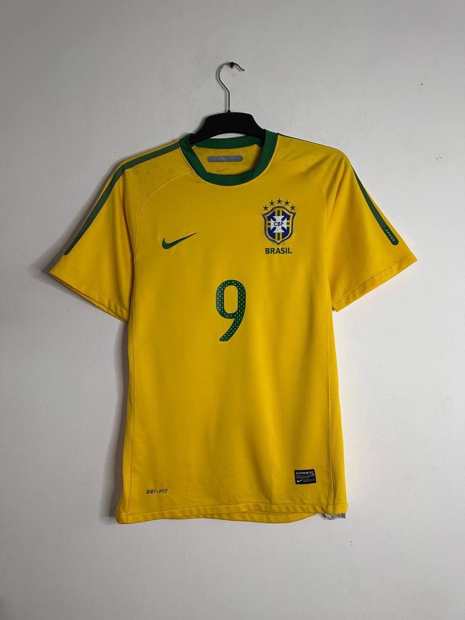 Nike Nike Brazil Home Jersey 2006 #9 Ronaldo Dri-FIT Yellow S Size US S / EU 44-46 / 1 - 1 Thumbnail