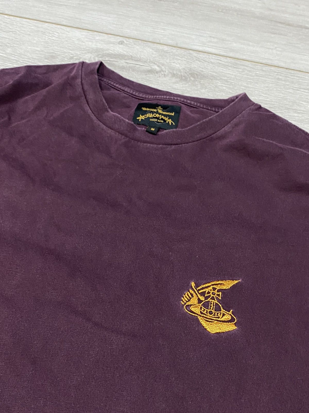 Vivienne Westwood Vivienne Westwood 🍇 vintage CHAOS t-shirt arm cutlass Size US M / EU 48-50 / 2 - 2 Thumbnail