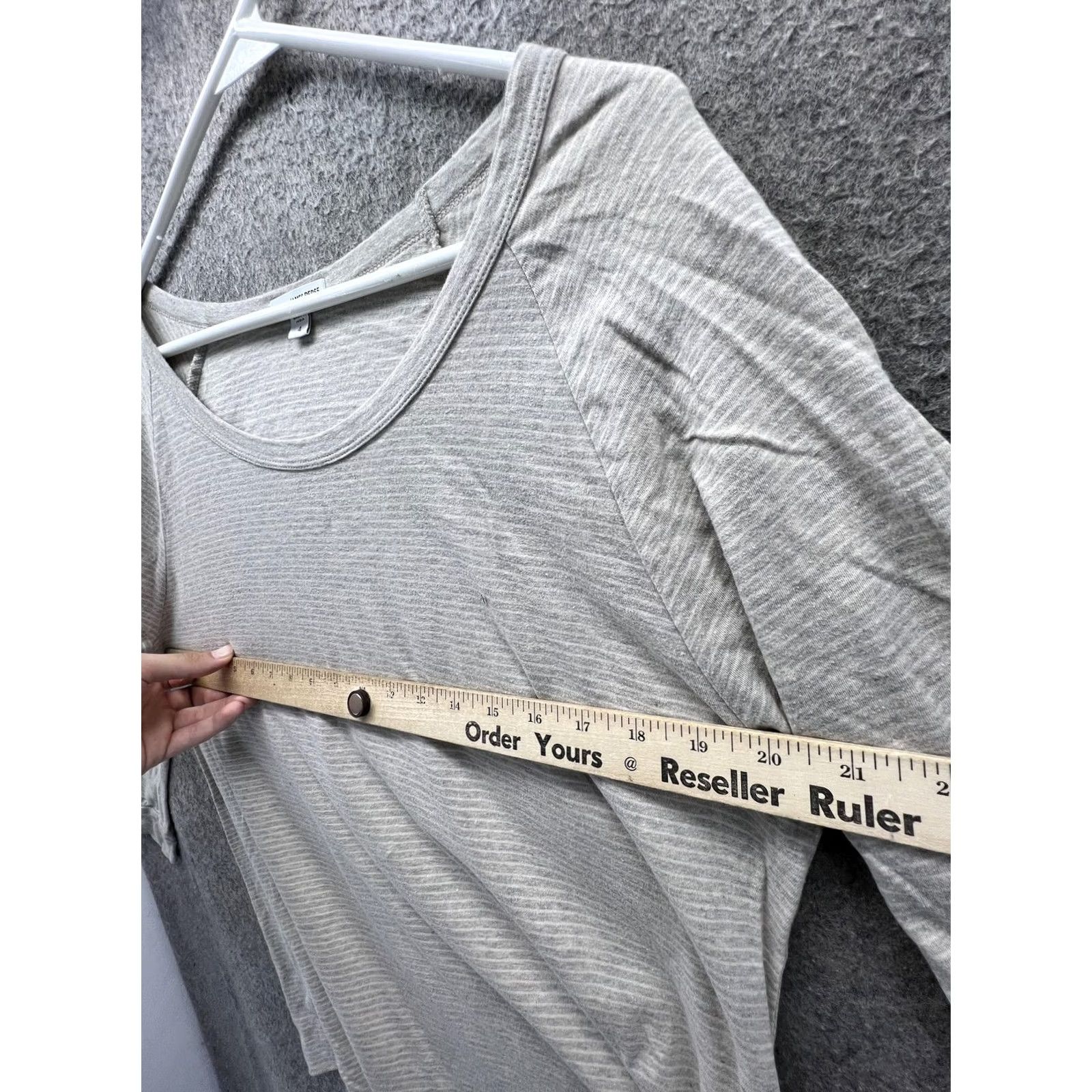 James Perse James Perse Shirt Womens 4 Beige Stripe Scoop Neck 3/4 Raglan Lightweight Top Size S / US 4 / IT 40 - 3 Thumbnail