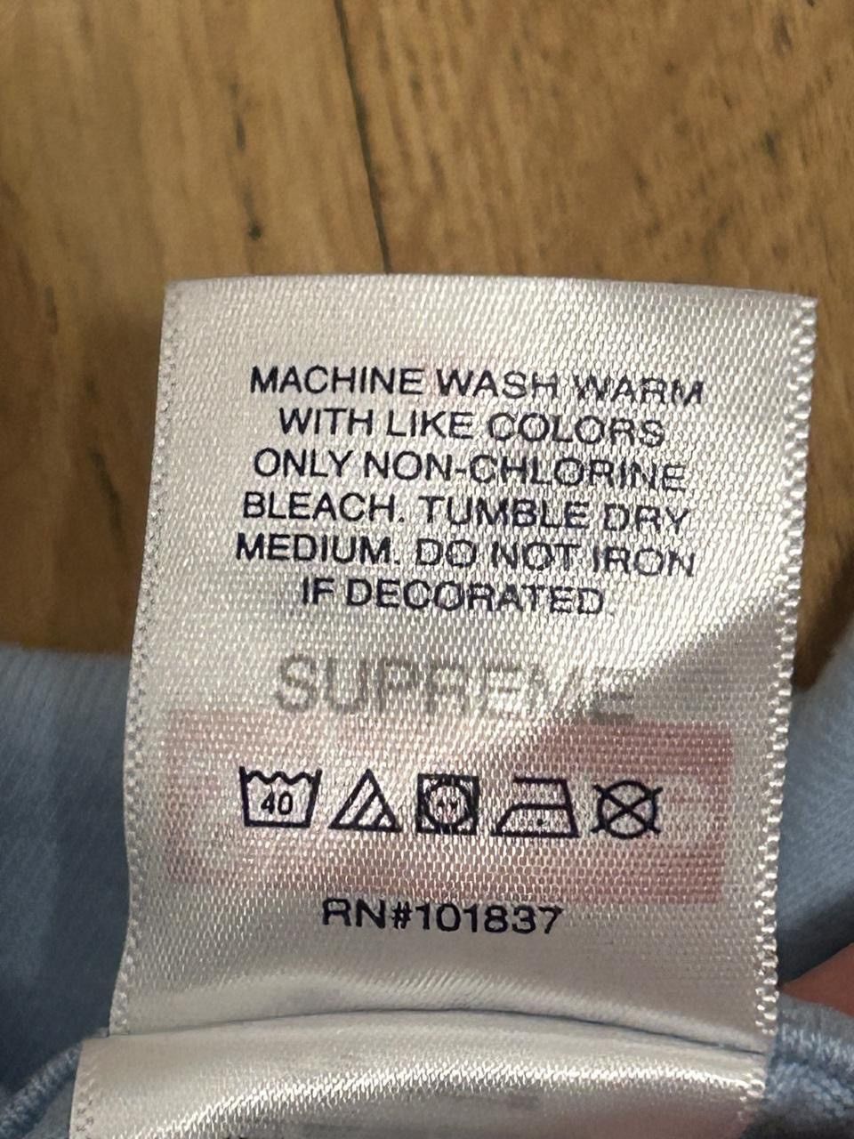 Supreme Supreme “emo” shirt extra large FW24 Size US XL / EU 56 / 4 - 4 Thumbnail