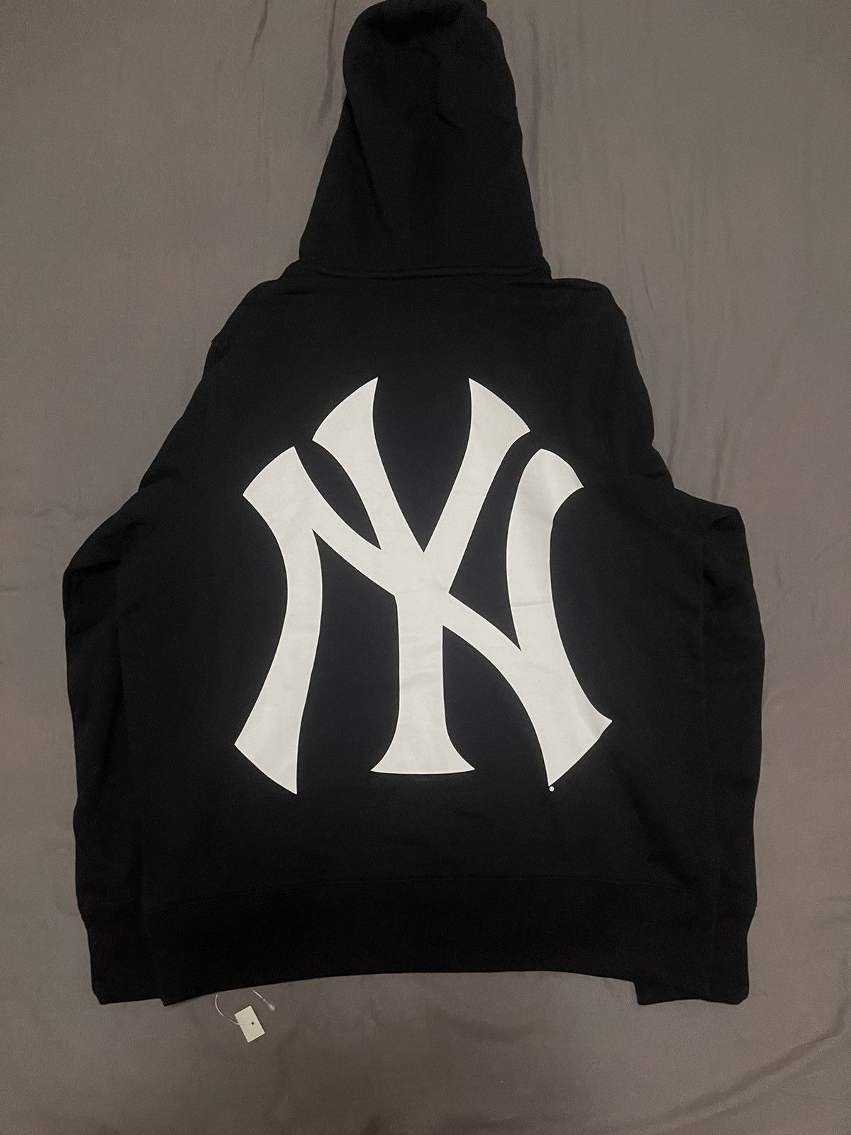 Supreme Supreme ss15 yankees hooded sweatershirt black new Size US M / EU 48-50 / 2 - 2 Thumbnail