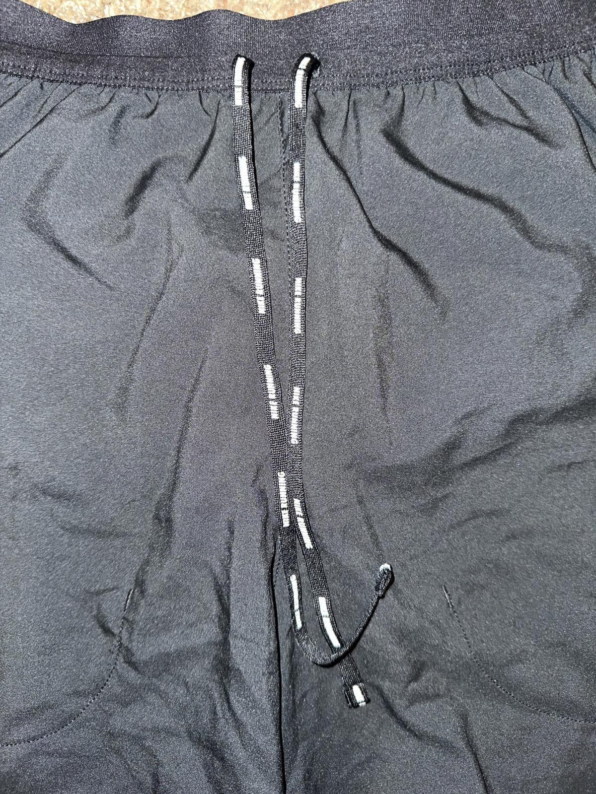 Nike Nike Challenger 6” Running Shorts Size US 30 / EU 46 - 3 Thumbnail