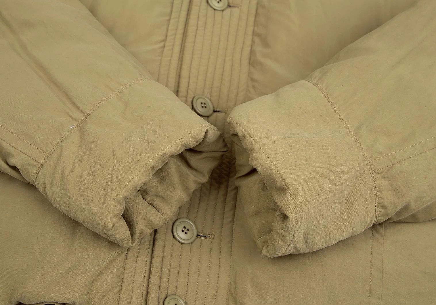 Issey Miyake Nylon Down Jacket in Beige, Size M Size US M / EU 48-50 / 2 - 6 Thumbnail