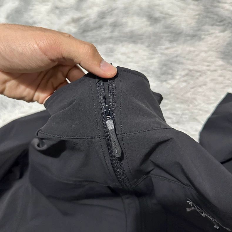 Arc'teryx Arcteryx Gamma Lightweight Jacket Black Size L Size US L / EU 52-54 / 3 - 3 Thumbnail