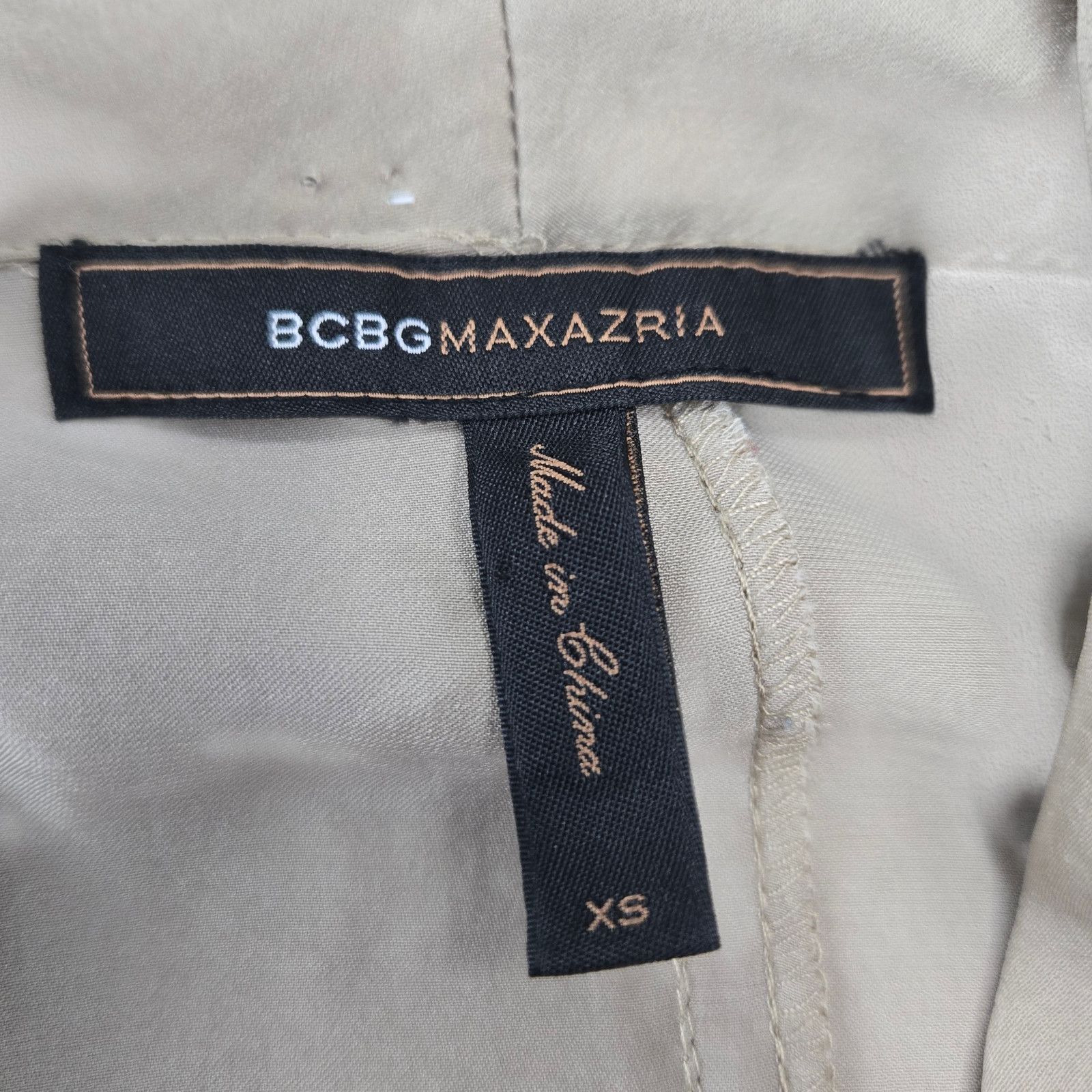 Bcbgmaxazria BCBGmaxazria Beige Trench Wrap Dress Belted XS EUC Size XS / US 0-2 / IT 36-38 - 6 Thumbnail