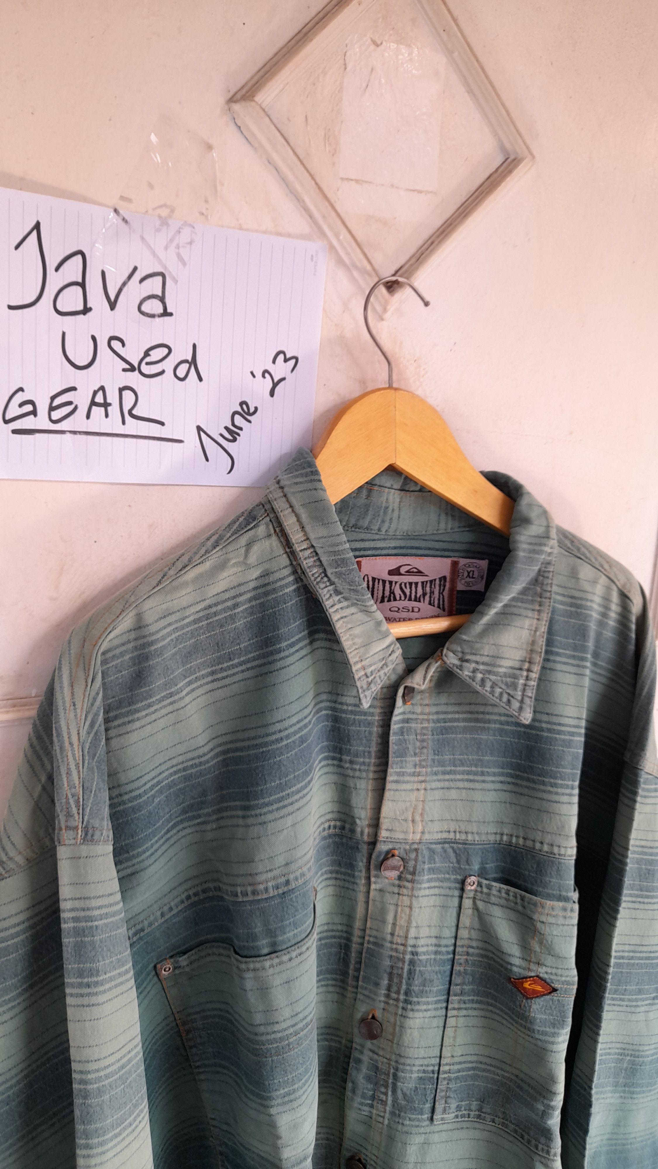 Quiksilver Vintage Quiksilver Saltwater Denim Buttons Up Size US XL / EU 56 / 4 - 13 Thumbnail