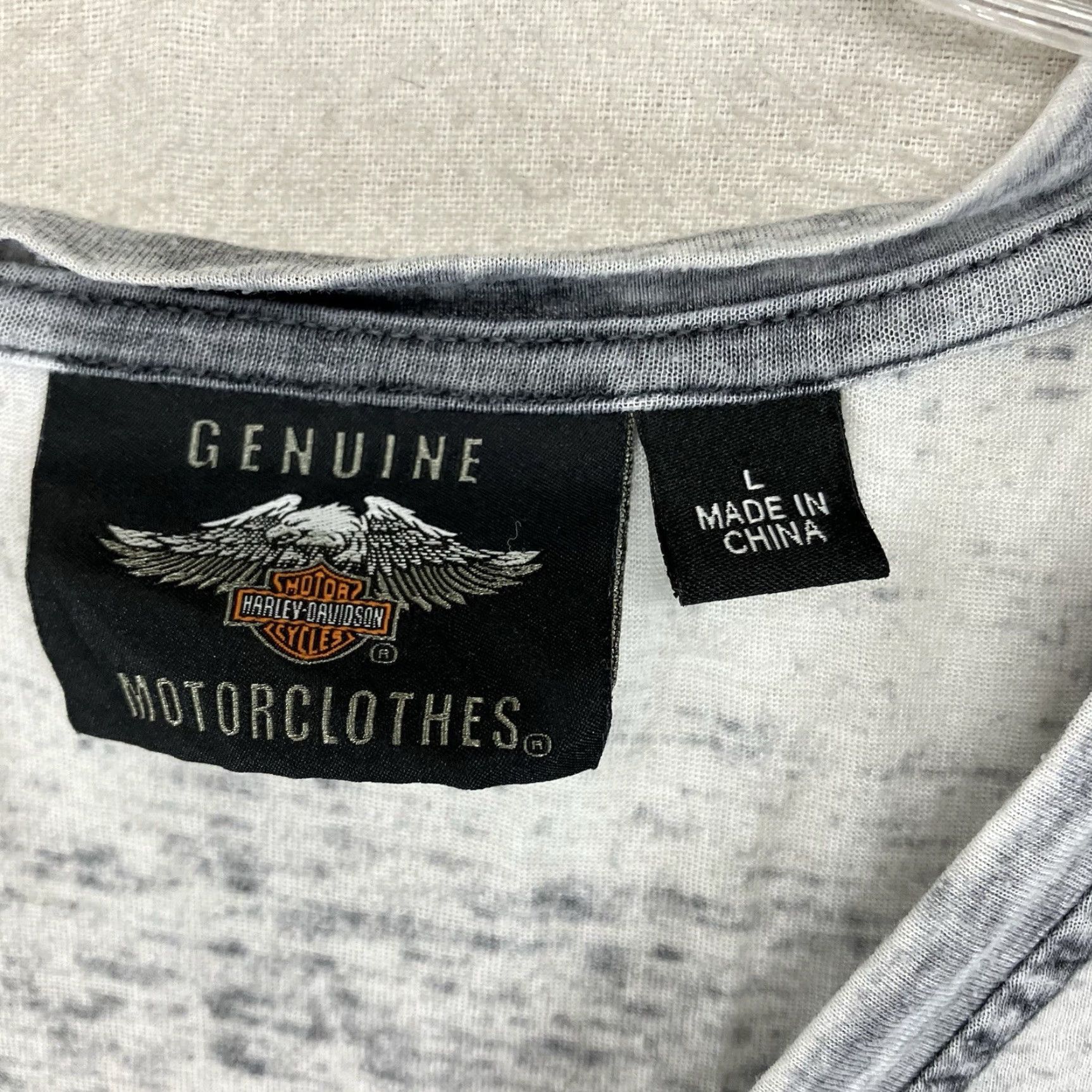 Harley Davidson Harley-Davidson T-Shirt Women Gray V-Neck Short Sleeve Angel Rhinestones 90s Retro Biker Large Ladies Size L / US 10 / IT 46 - 3 Thumbnail