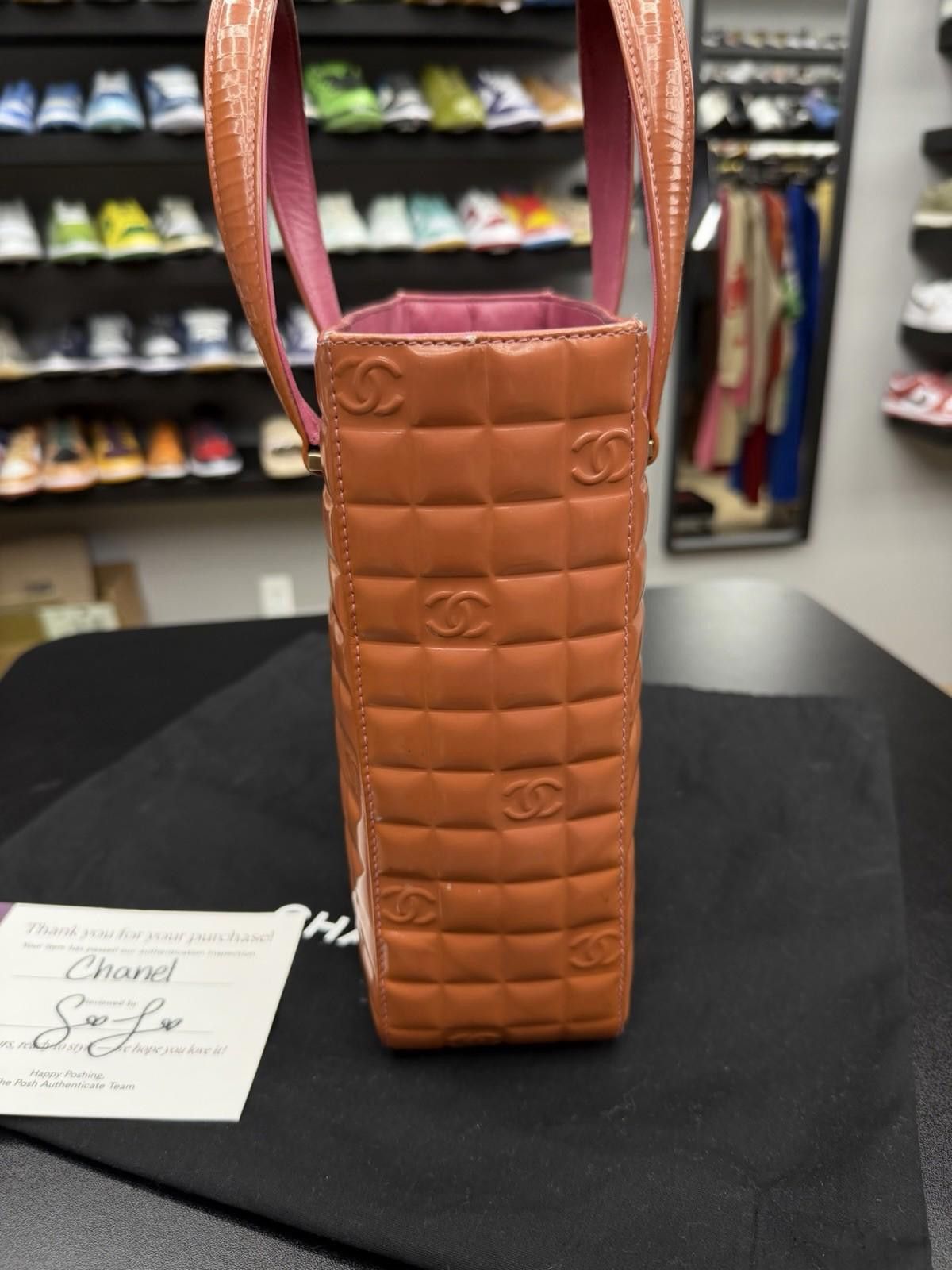 Chanel Authentic CHANEL Brown Chocolate Patent Leather Tote Bag Size ONE SIZE - 6 Thumbnail