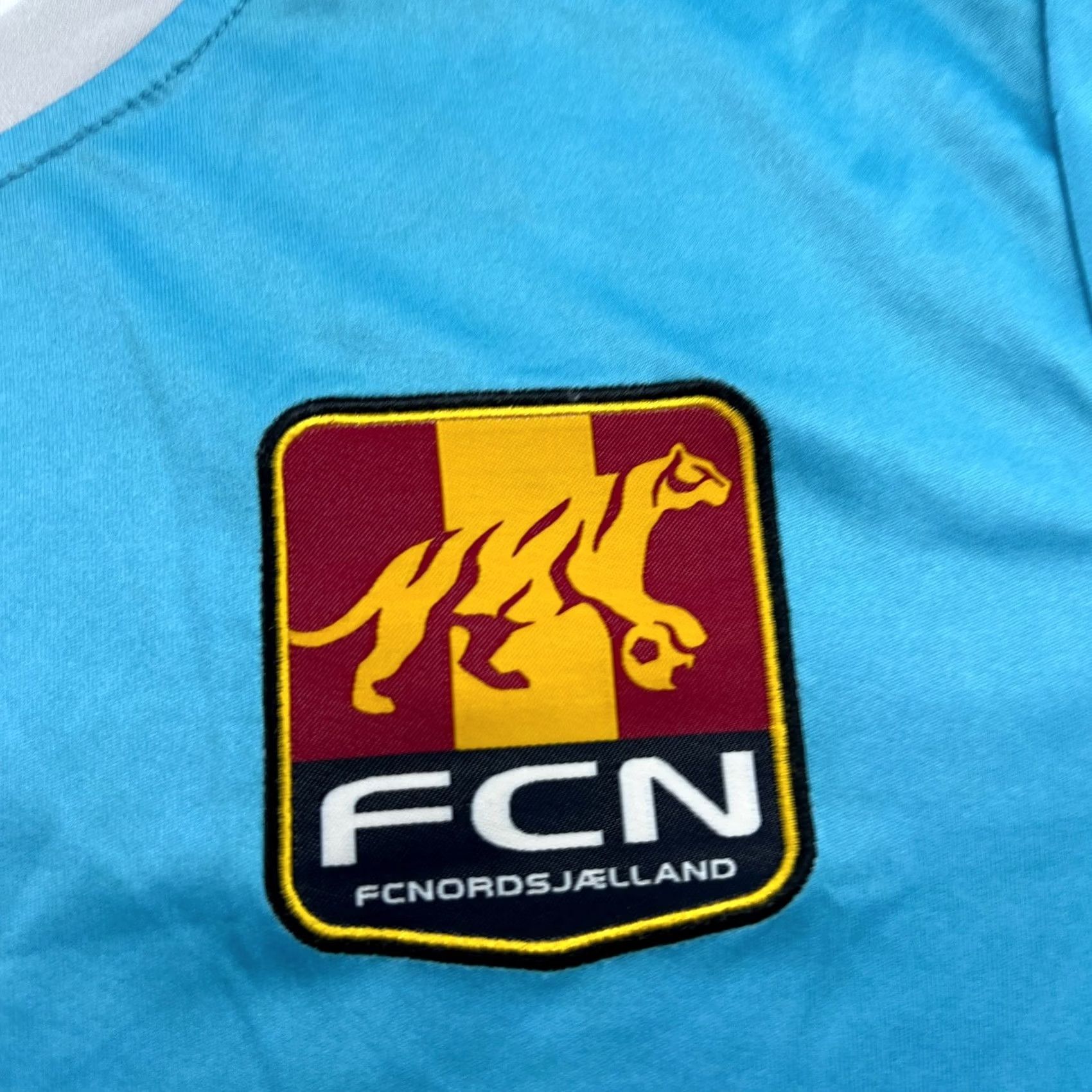 Diadora Diadora Nordsjaelland 2013 2014 Away Mens Football Jersey Shirt Small S Blue Circa 2010s Sports Football Moisture Wicking Quick Dry Jersey Mens Size US S / EU 44-46 / 1 - 5 Thumbnail
