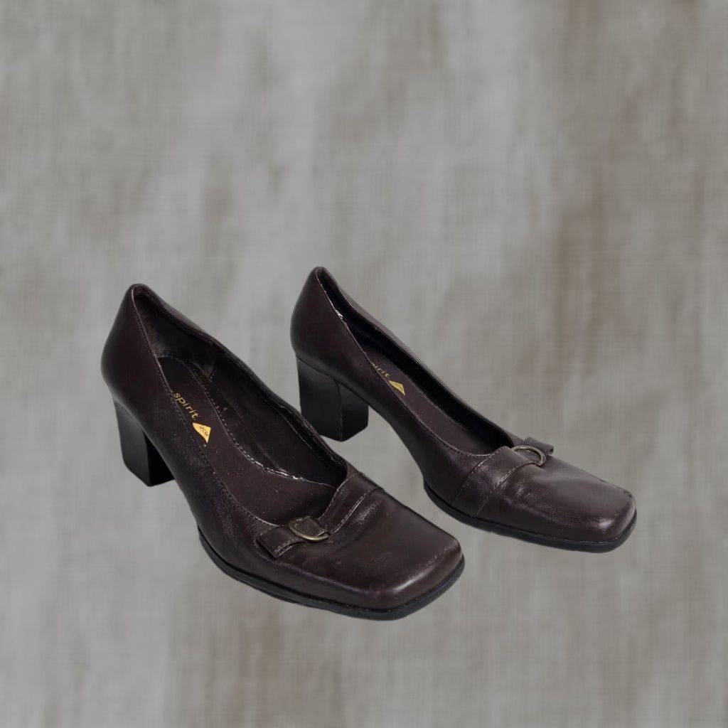 Vintage VINTAGE Easy Spirit Black Pumps Women's Size 8 Slip-On 2" Heel Square Toe Block Heel Pump - Faux Leather M Womens Size US 8 / IT 38 - 1 Thumbnail