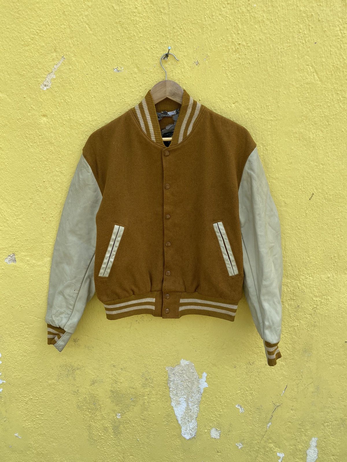 Vintage Vintage Golden bear wool varsity jacket Size US S / EU 44-46 / 1 - 6 Thumbnail