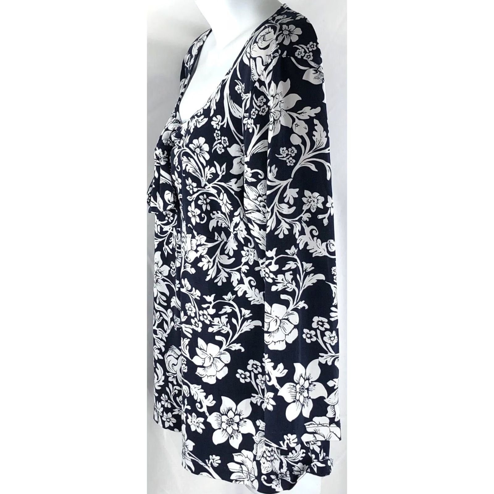Vintage White Stag Tie Scoop Neck Blouse Top L Blue Floral 3/4 Sleeve Stretch Bohemian Hippie Casual Workwear Women Regular Size L / US 10 / IT 46 - 2 Thumbnail