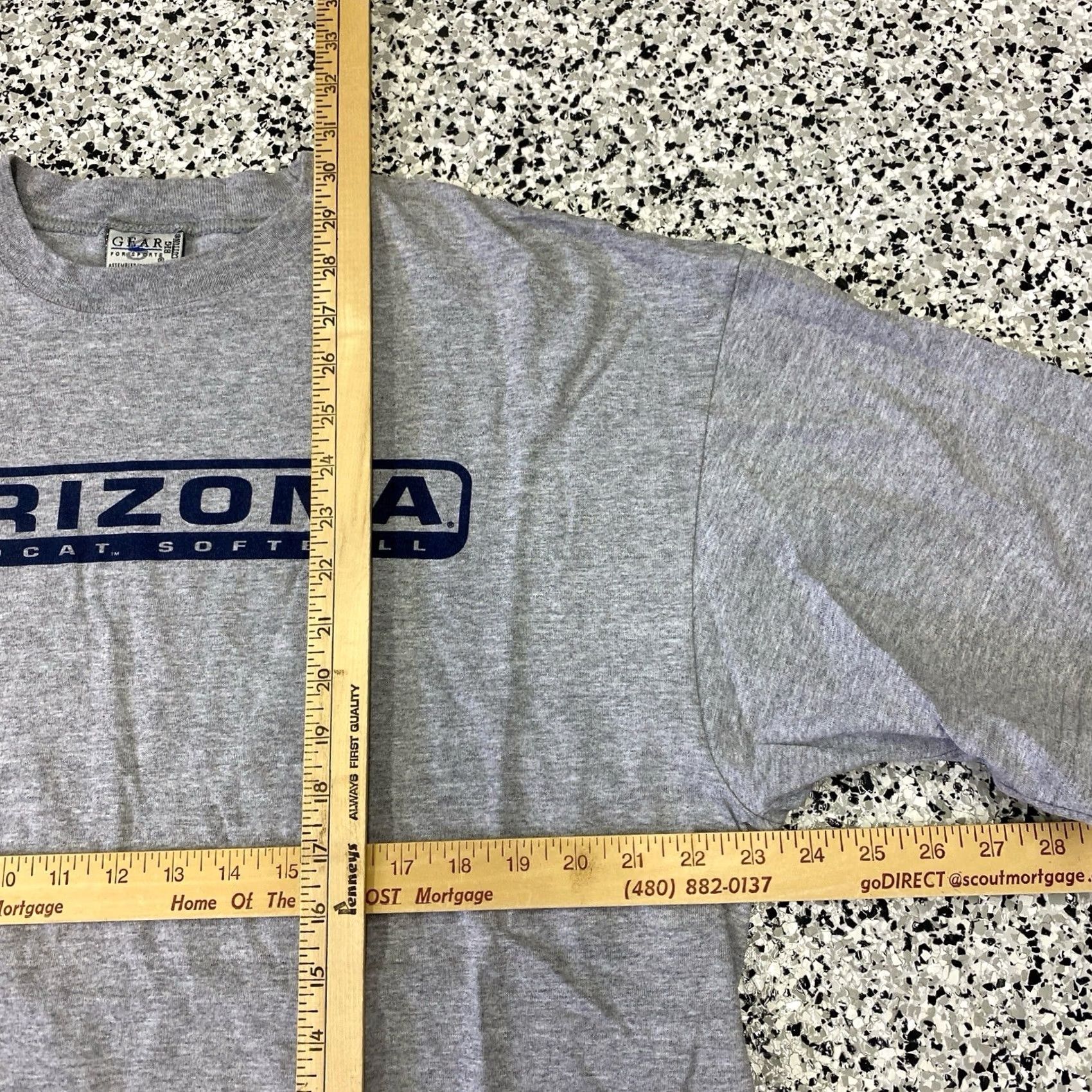 Vintage VINTAGE Arizona Wildcats Softball T Shirt XXL Unisex Adults Gray 80s 90s GEAR FOR SPORTS Shirts Mens Womens Girls Boys Size US XXL / EU 58 / 5 - 2 Thumbnail