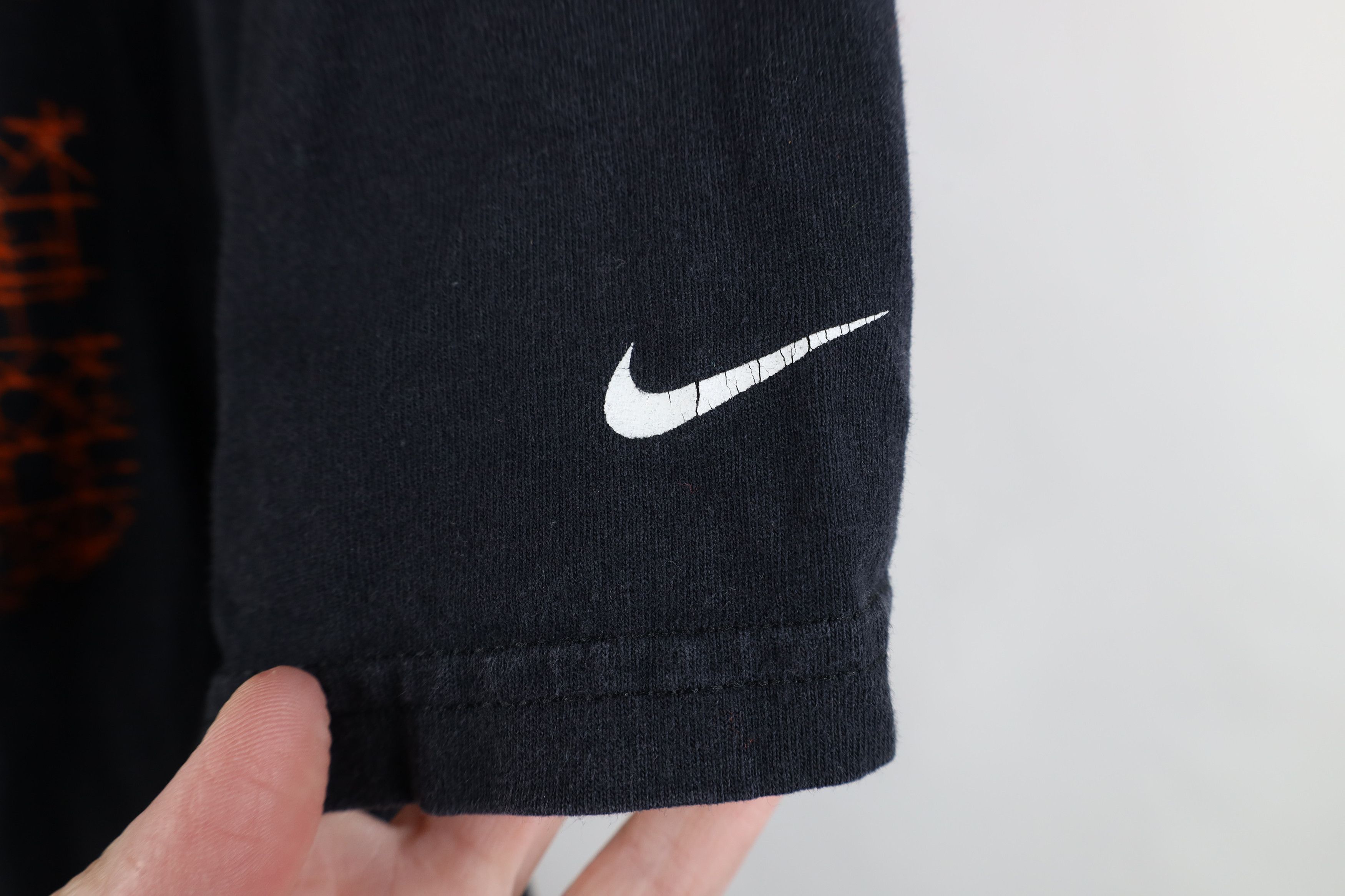 Nike Vintage Nike Lebron James Big Logo Short Sleeve T-Shirt Size US XL / EU 56 / 4 - 4 Thumbnail