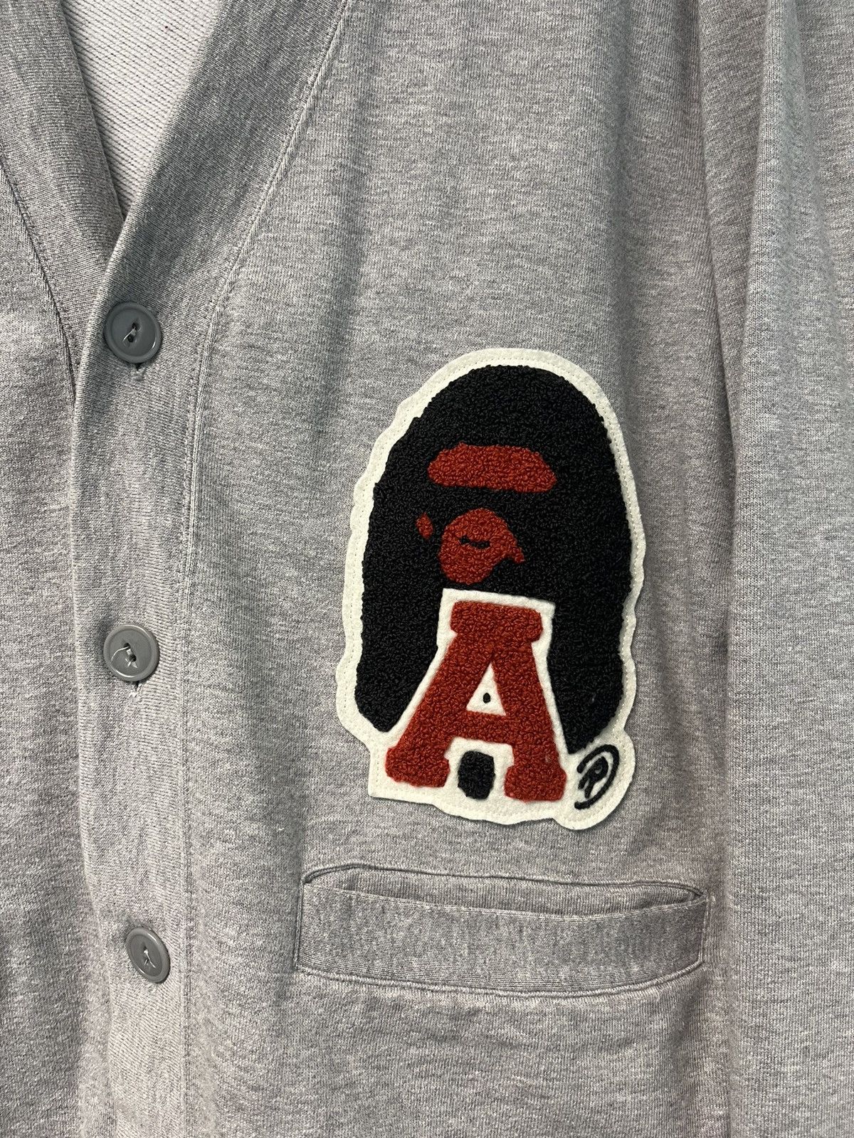 Bape Bape Ape Head Patch Gray Cardigan Size US L / EU 52-54 / 3 - 2 Thumbnail