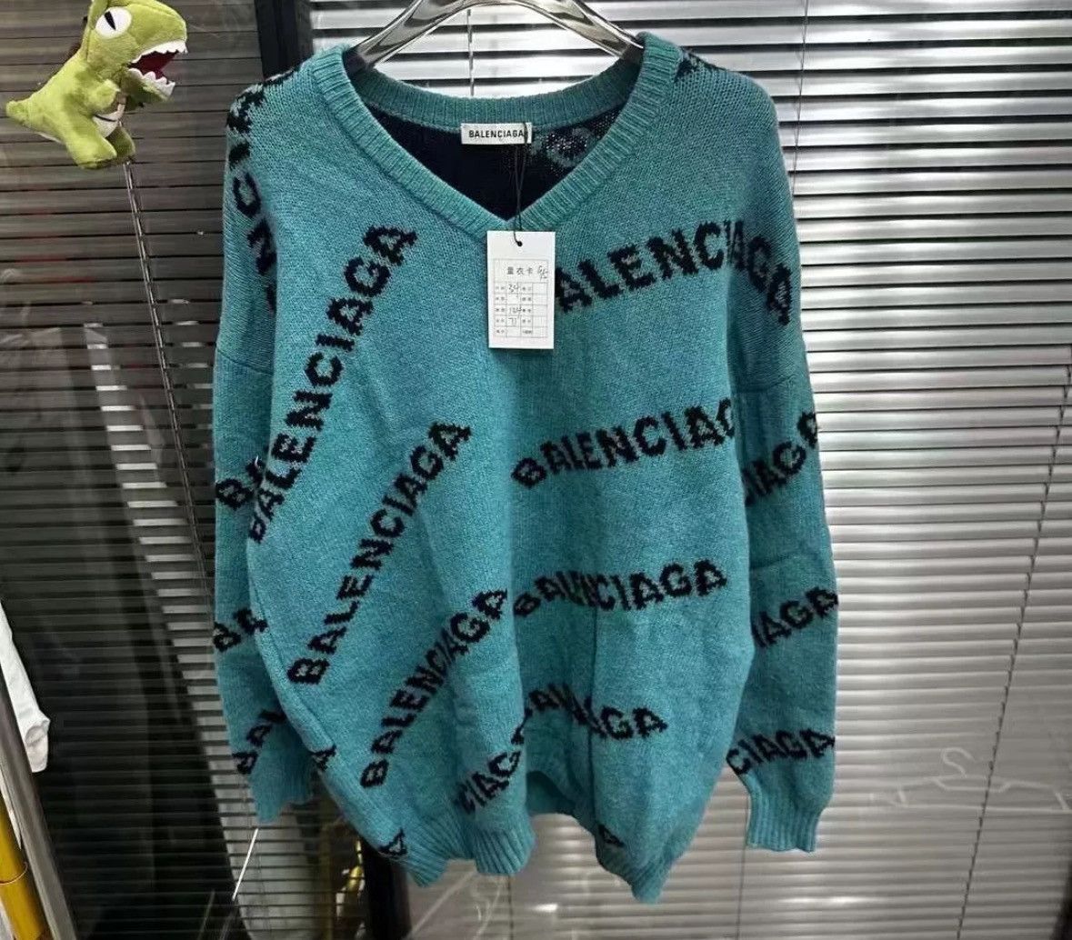 Balenciaga Balenciaga Lake Green Full Print Sweater2412-Nextarrow Size US S / EU 44-46 / 1 - 1 Thumbnail