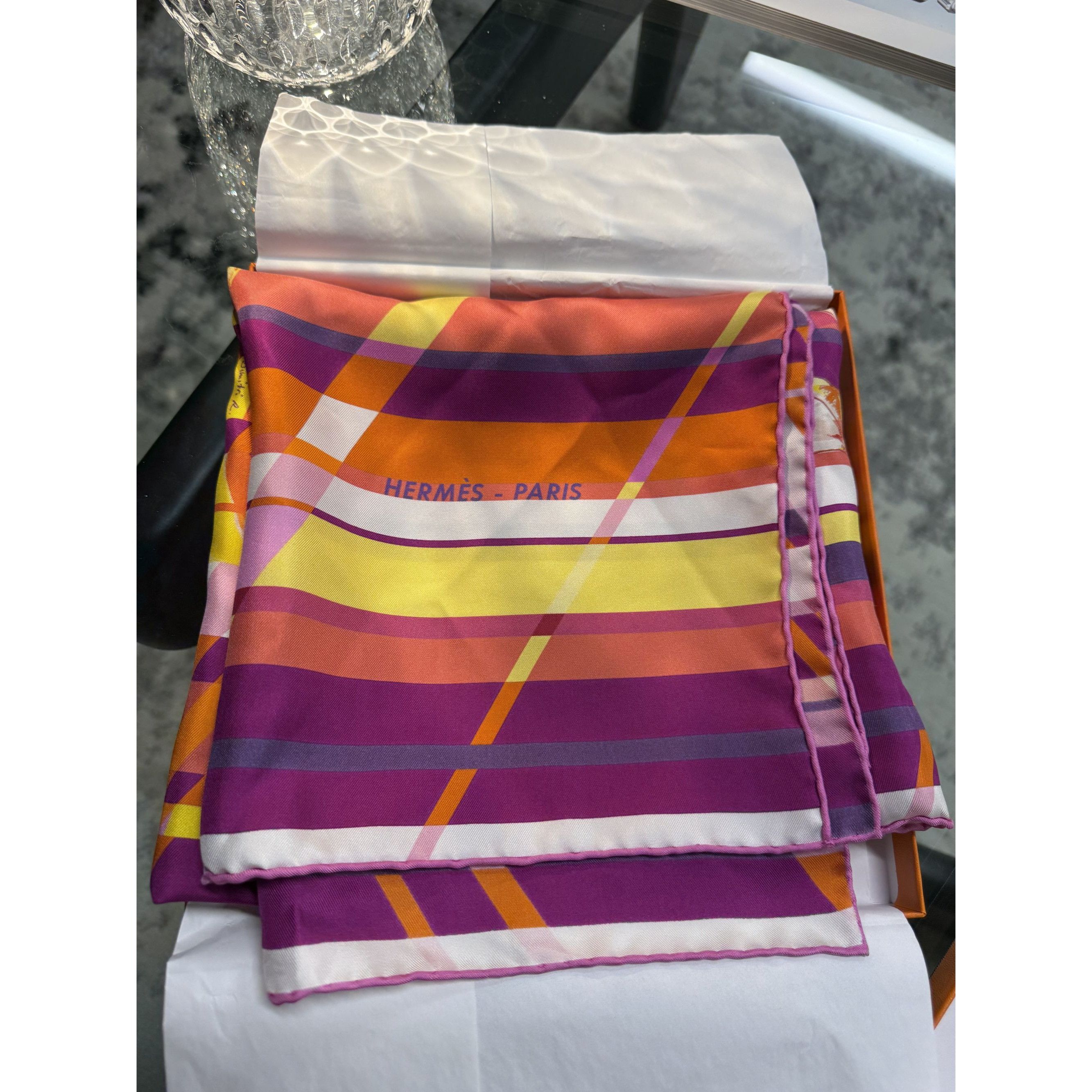 Hermes Hermès Paris Multicolor Silk Twill Scarf With Abstract Desig Size ONE SIZE - 1 Thumbnail