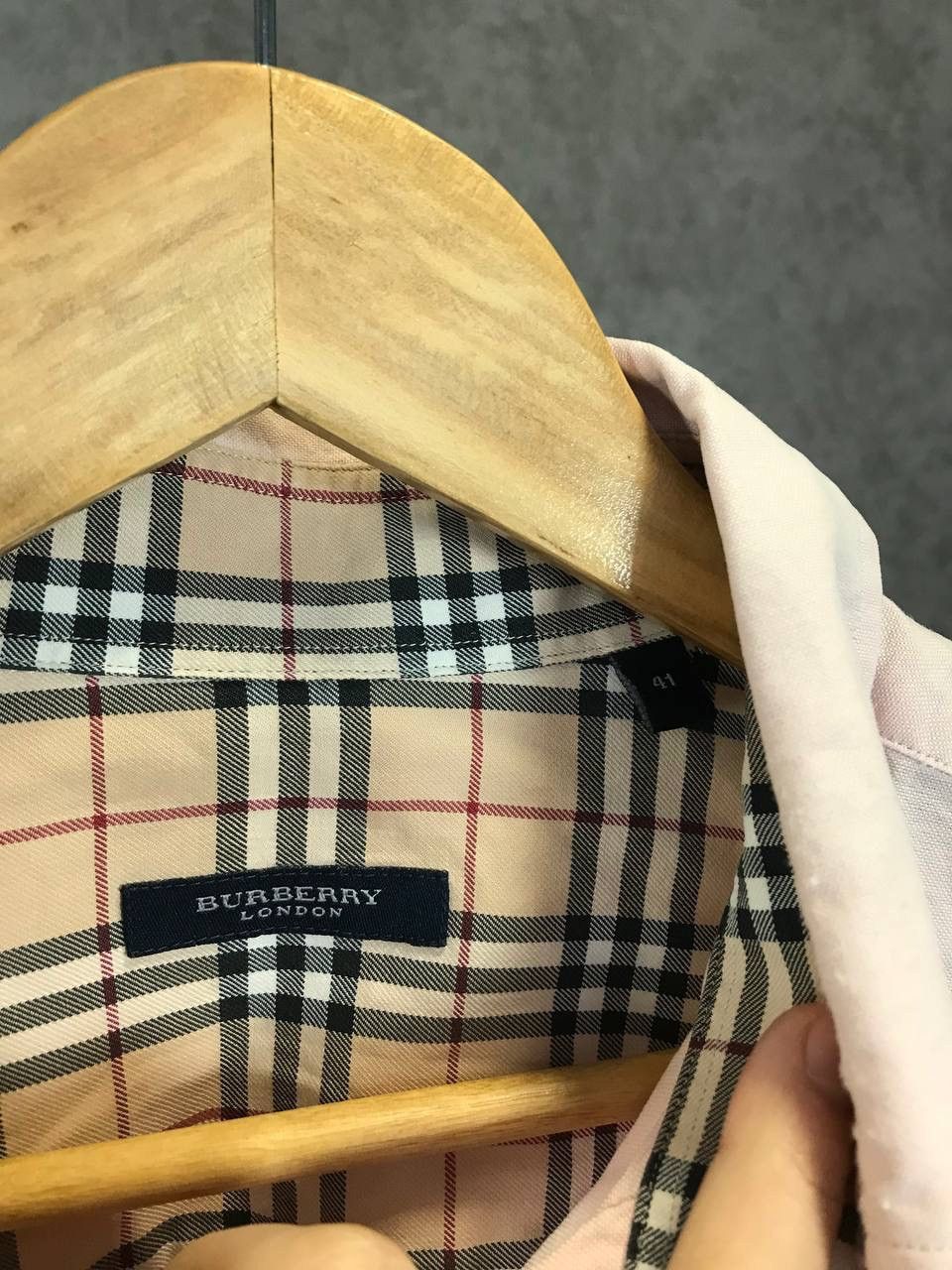Burberry × Vintage Burberry vintage luxury designer shirt Size US XL / EU 56 / 4 - 4 Thumbnail