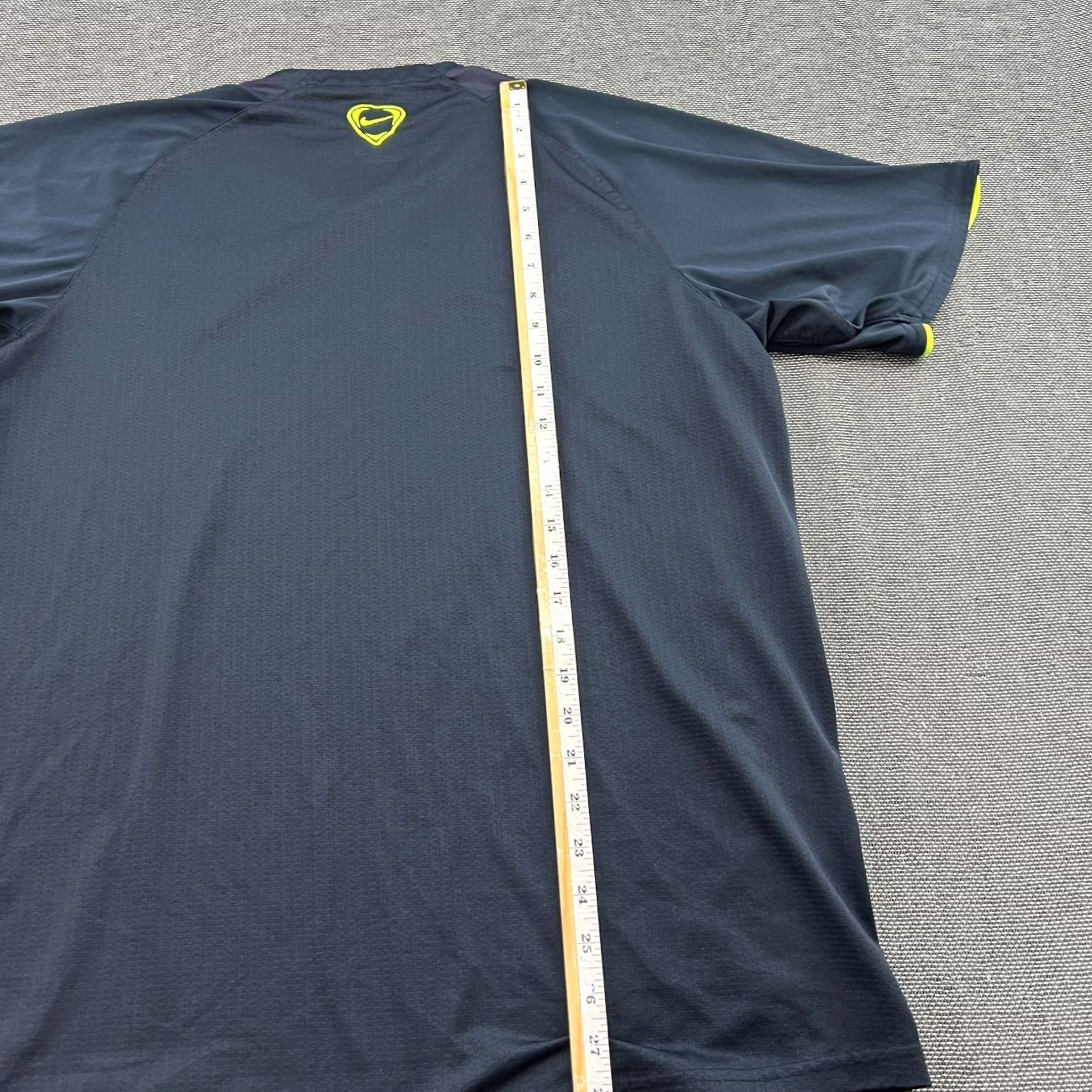 Nike Nike Barcelona Training Jersey Mens XL Adult Short Sleeve Pullover Round Neck Multicolor 2008-2009 Sports Football Moisture Wicking Quick Dry Size US XL / EU 56 / 4 - 4 Thumbnail