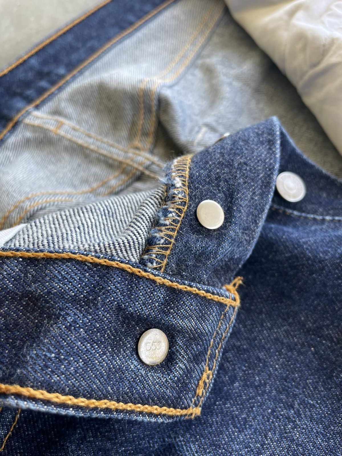 Levi's × Vintage VTG 90s Levi's 501xx #553 Size US 32 / EU 48 - 7 Thumbnail