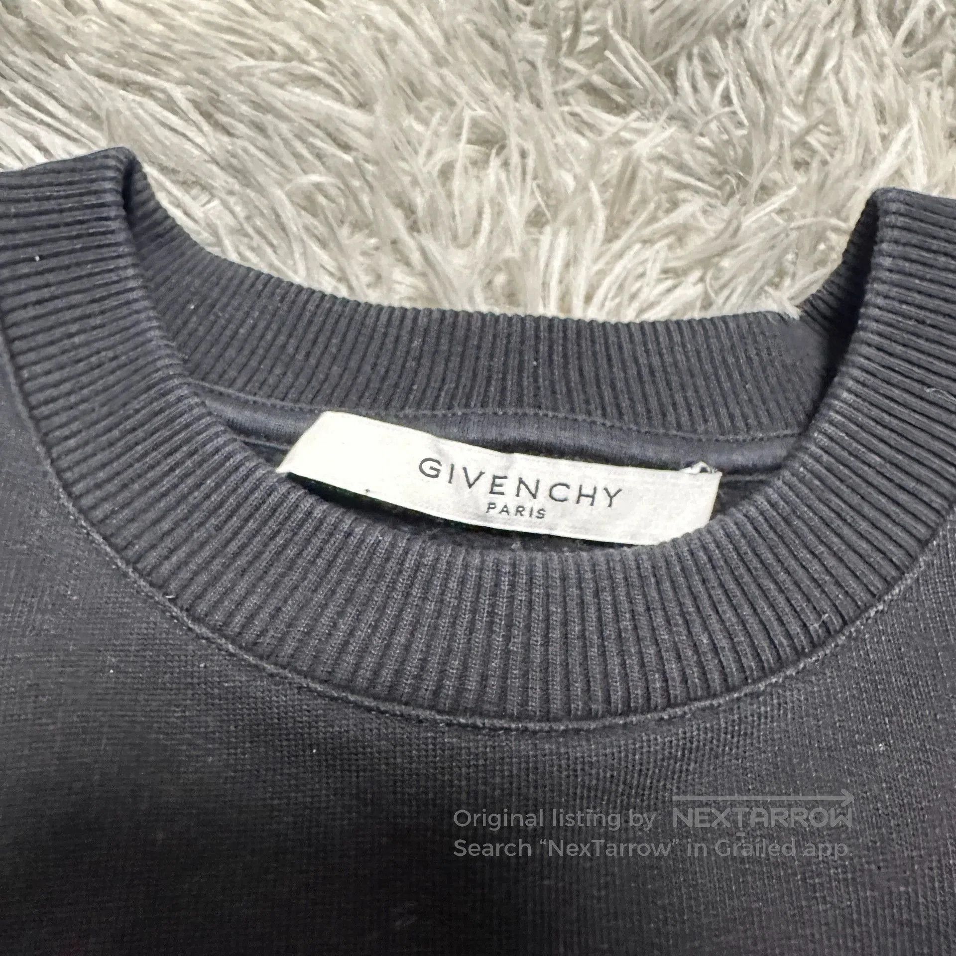 Givenchy givenchy rose logo sweatshirt in new condition. Size US S / EU 44-46 / 1 - 3 Thumbnail