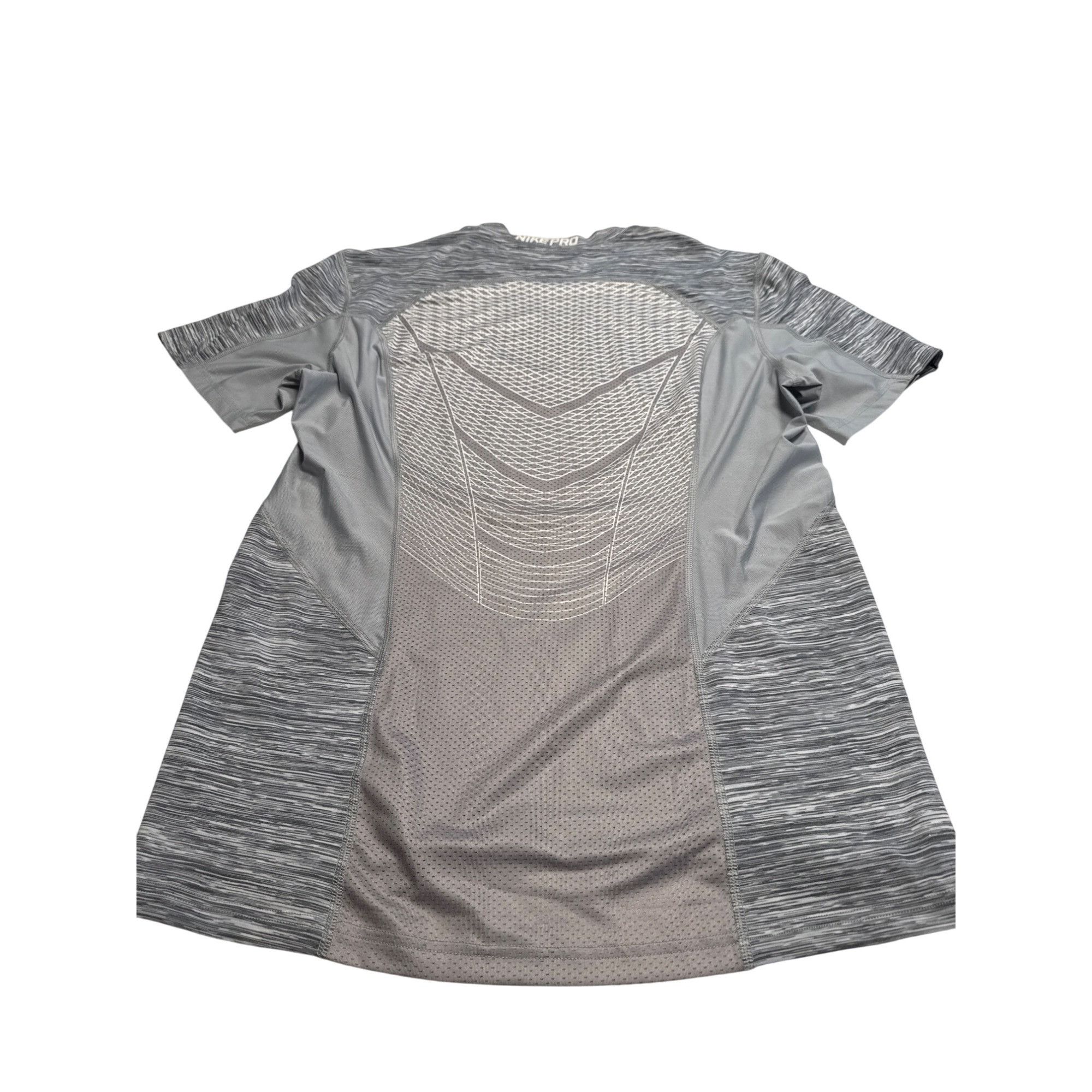 Nike Nike Pro Mens gray Fitted Short Sleeve Training T Shirt Lar Size US L / EU 52-54 / 3 - 5 Thumbnail