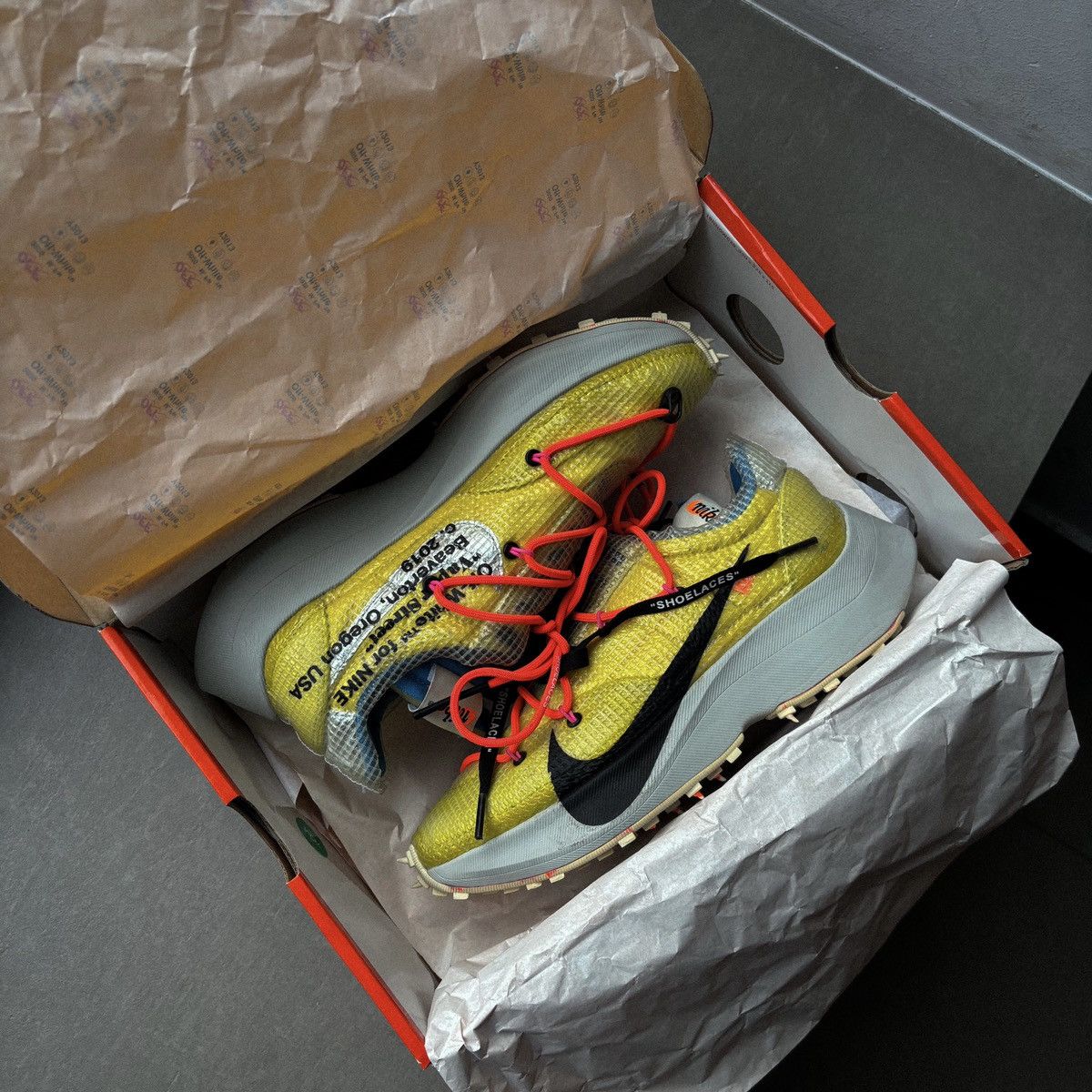 Nike × Off-White Off-White x Nike Ws Vapor Street OW Size US 7.5 / EU 40-41 - 7 Thumbnail