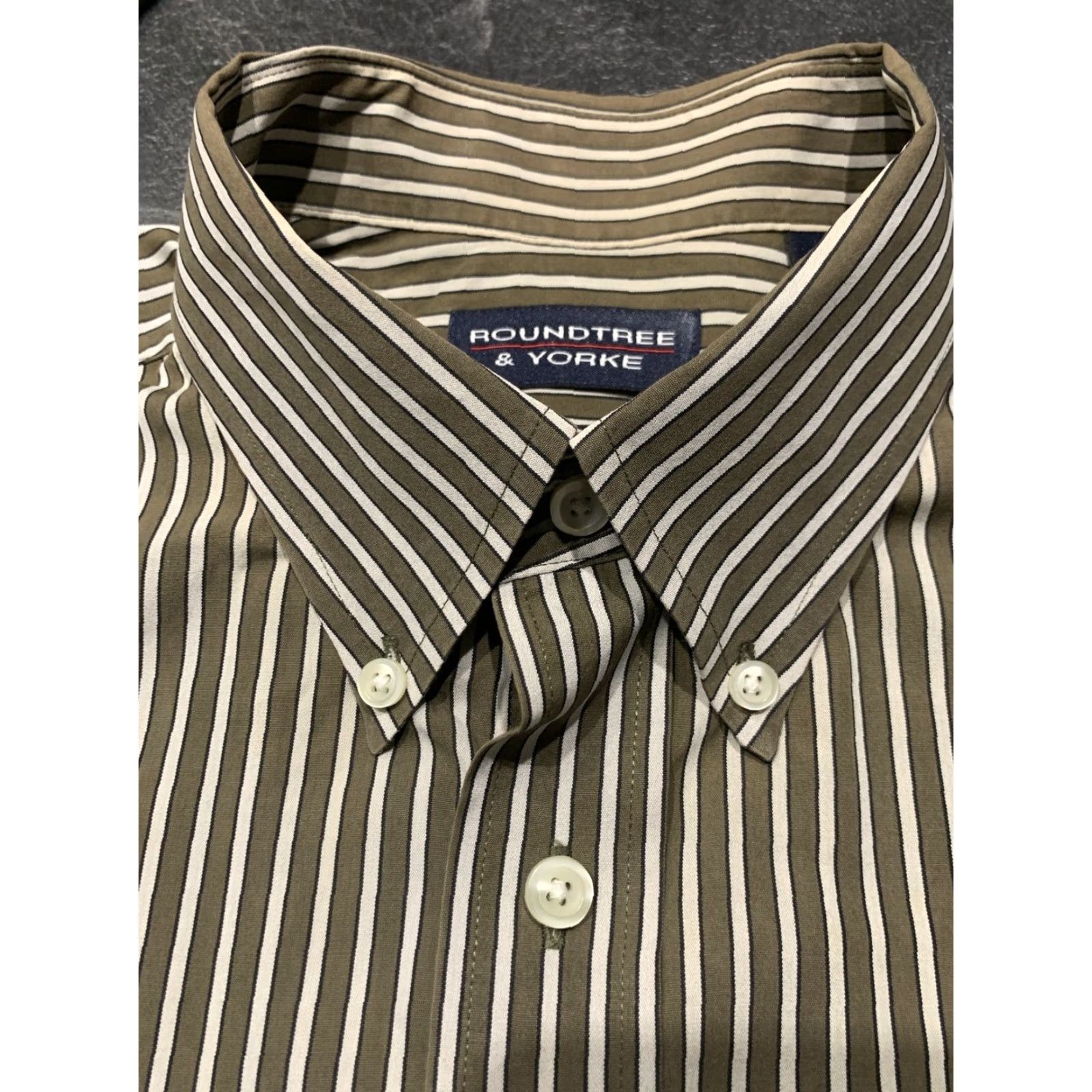 Roundtree & Yorke VINTAGE Roundtree & Yorke Mens Shirt L Brown Striped Pocket Button Up L/S 80s Two Ply Mens Size US L / EU 52-54 / 3 - 5 Thumbnail