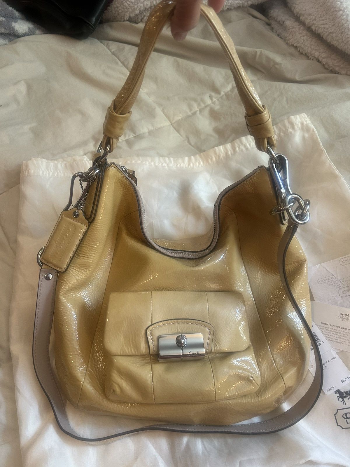 Coach KRI PATENT HOBO Size ONE SIZE - 1 Thumbnail