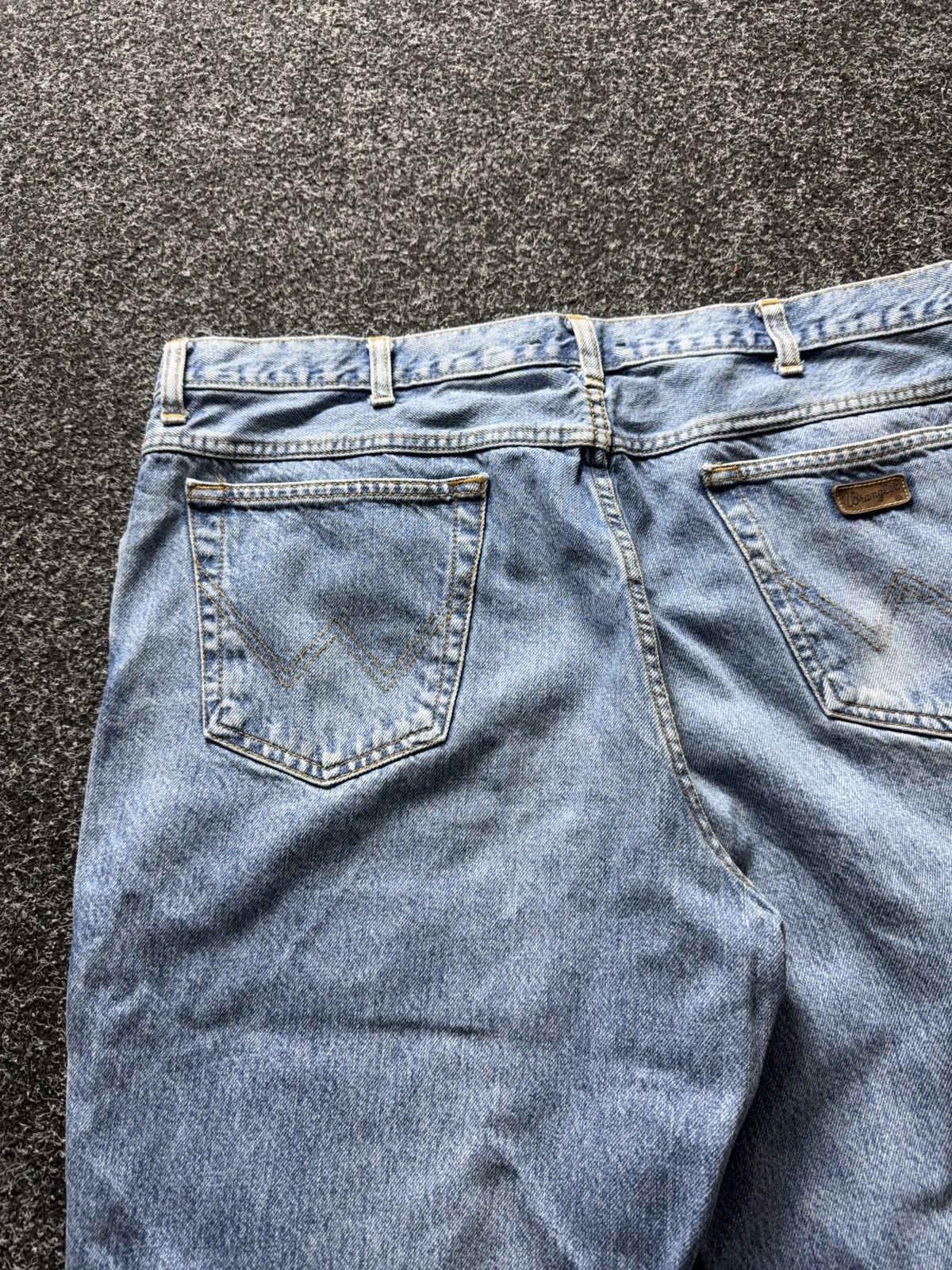 Wrangler 90s Wrangler USA Vintage Light Wash Straight Leg Jeans Size US 37 - 20 Thumbnail