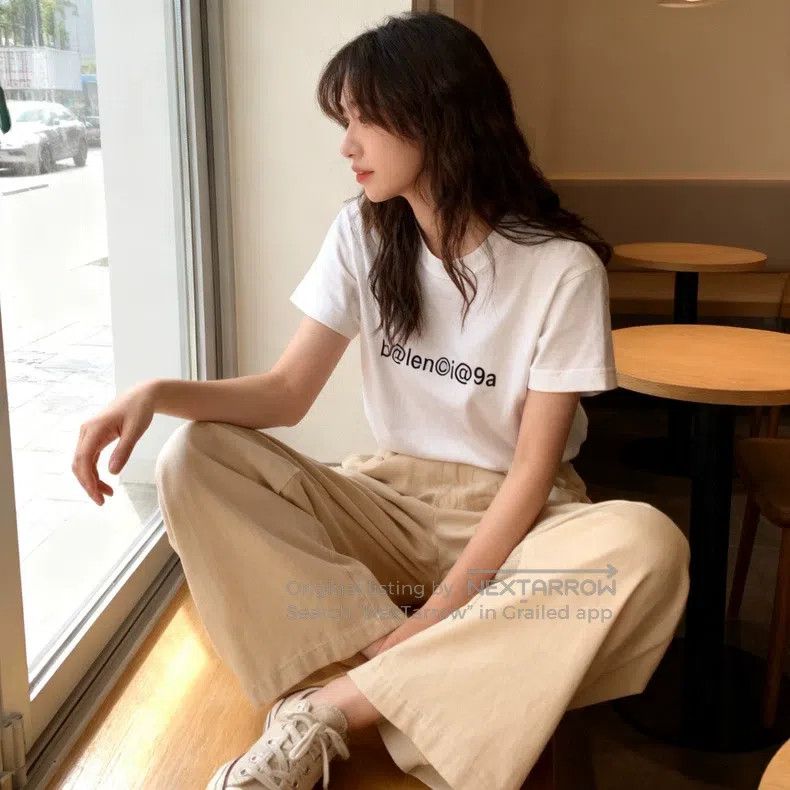 Balenciaga Balenciaga White Short Sleeve T-Shirt Size US S / EU 44-46 / 1 - 3 Thumbnail