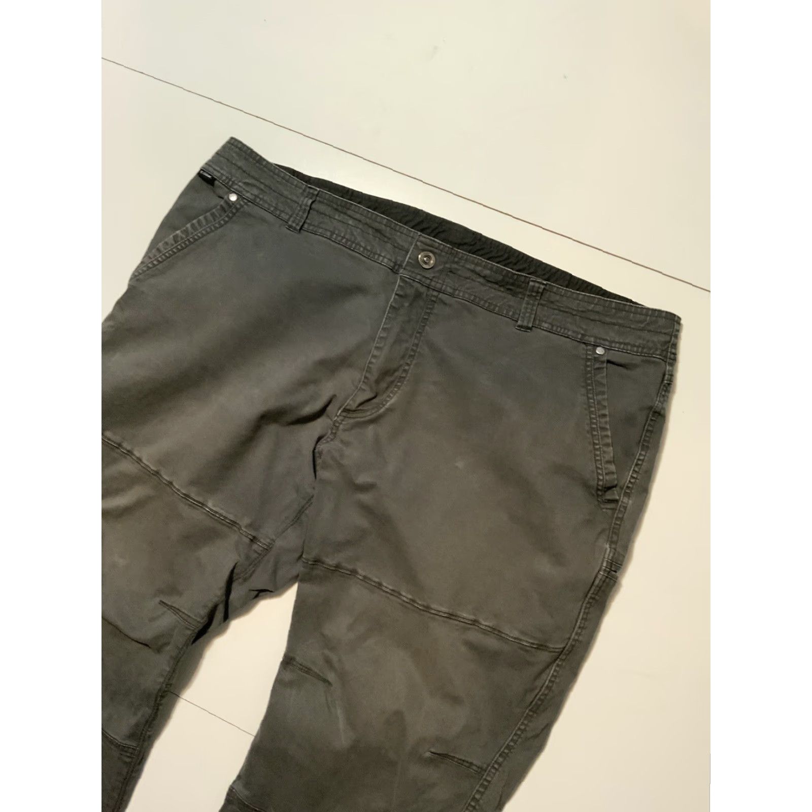 Born Kuhl Born In The Mountains Generatr Outdoor Hiking Grey Canvas Trail Pants Sz.42 Men Pants 42 Grey Canvas Chino Hiking Size US 42 / EU 58 - 6 Thumbnail