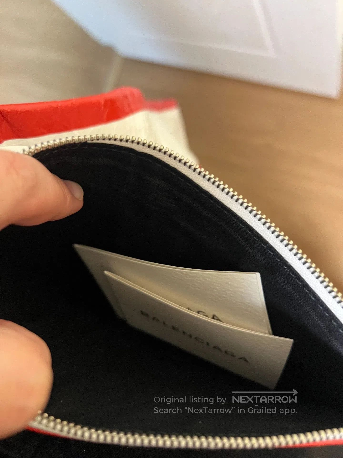 Balenciaga Balenciaga Red White Striped Tote. Size ONE SIZE - 9 Thumbnail
