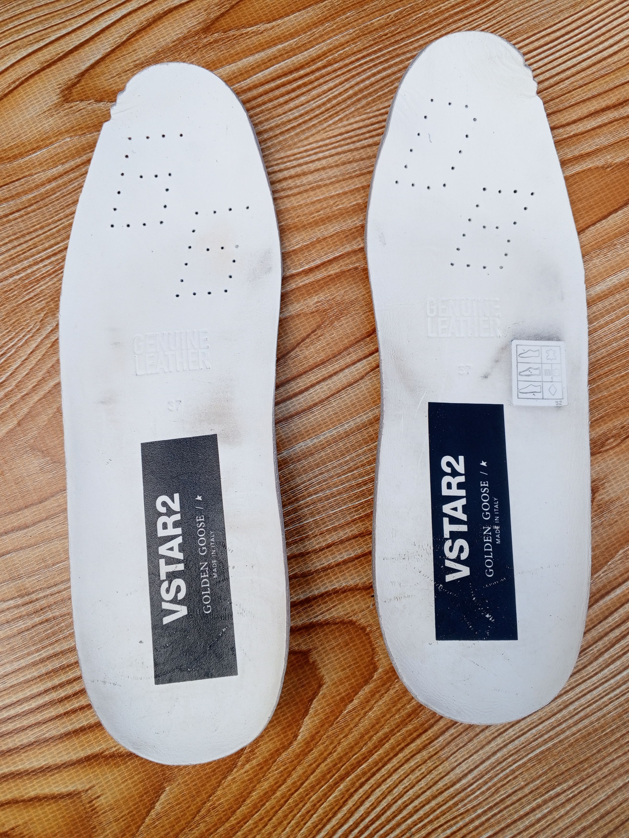 Golden Goose Golden goose vstar2 Size US 6 / IT 36 - 6 Thumbnail