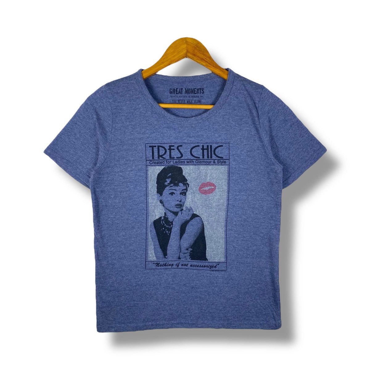 Vintage Breakfast At Tiffany's AUDREY HEPBURN Film Poster Promo Tee Size US M / EU 48-50 / 2 - 1 Thumbnail