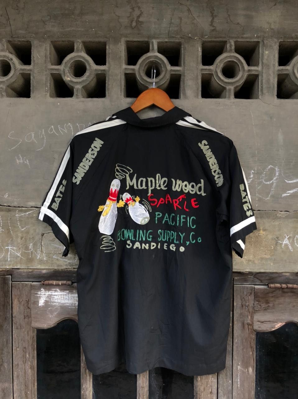 Comme des Garcons Homme × Sun Surf × Toyo Enterprises Bowling Shirt Size US M / EU 48-50 / 2 - 1 Thumbnail