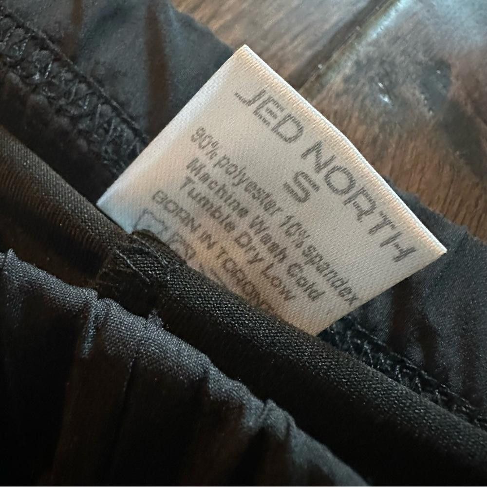 Designer Jed North black workout shorts in size small Size US 30 / EU 46 - 2 Thumbnail