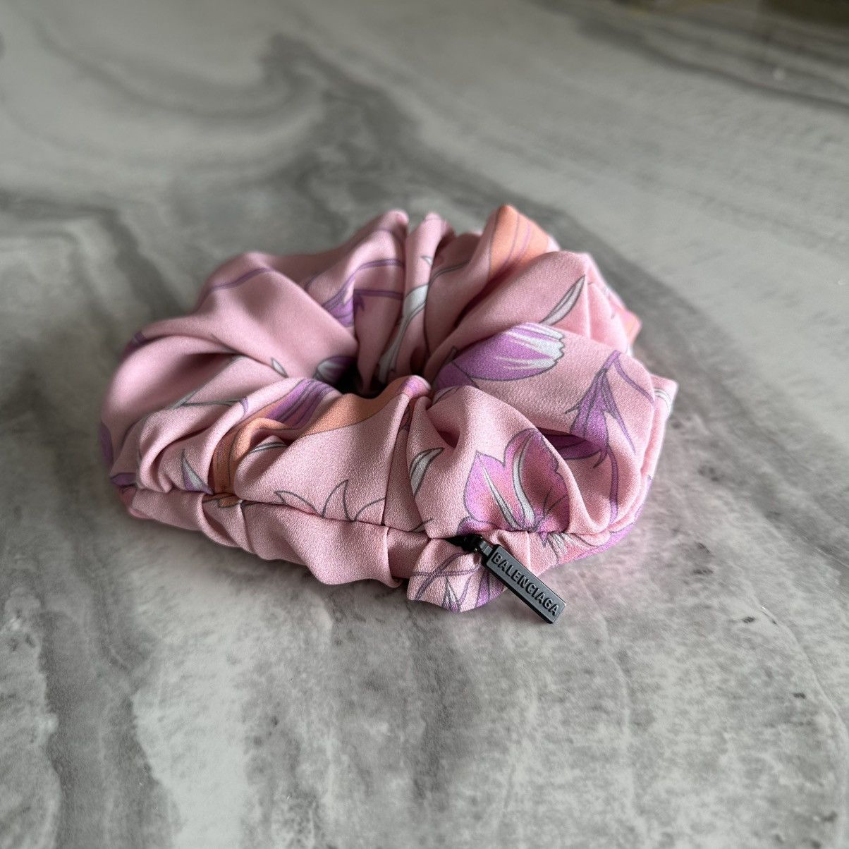 Balenciaga Balenciaga BB Logo Holli Floral Pink Scrunchie Silk & Brass Size ONE SIZE - 2 Thumbnail