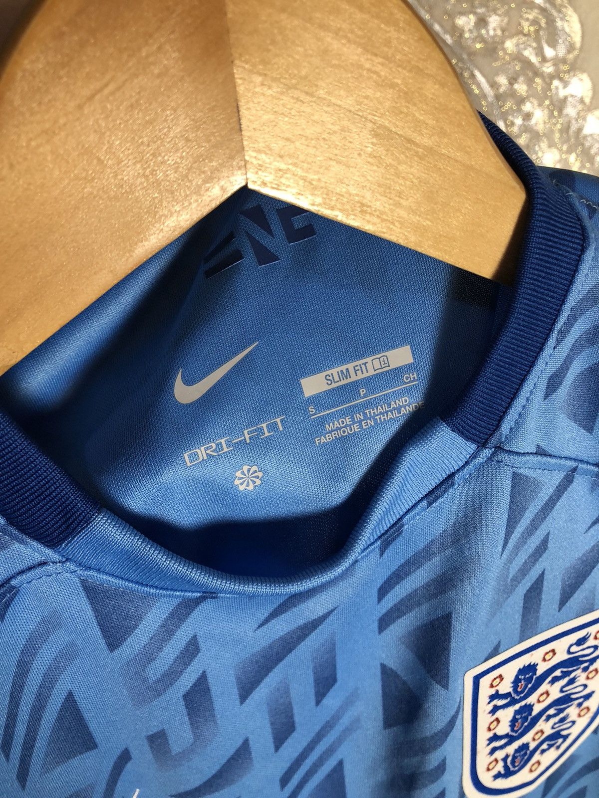 Vintage VERY RARE NIKE ENGLAND DESIGNER SOCCER JERSEY MANCHESTER Y2K Size US S / EU 44-46 / 1 - 4 Thumbnail