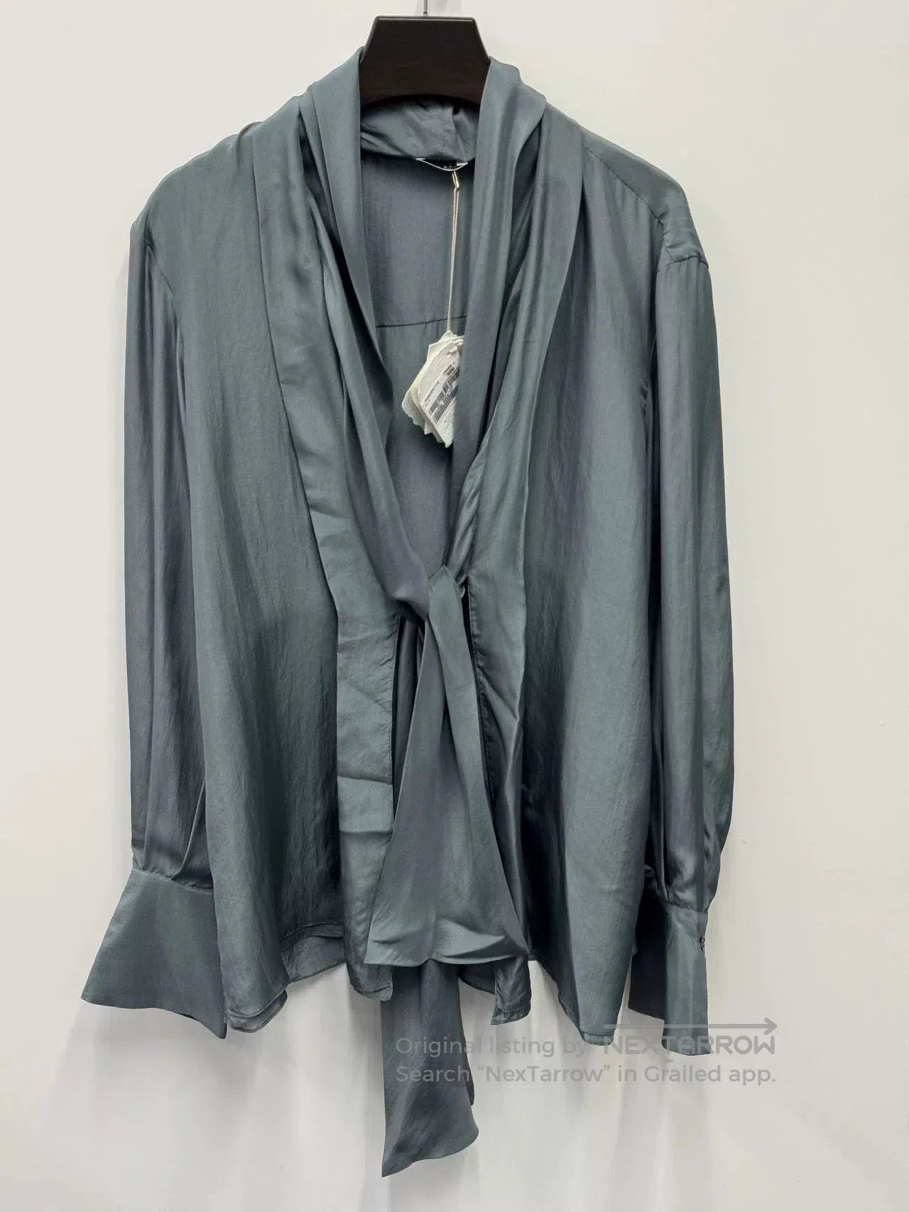 Brunello Cucinelli Brunello Cucinelli Silk Shirt for Women. Size L / US 10 / IT 46 - 1 Thumbnail