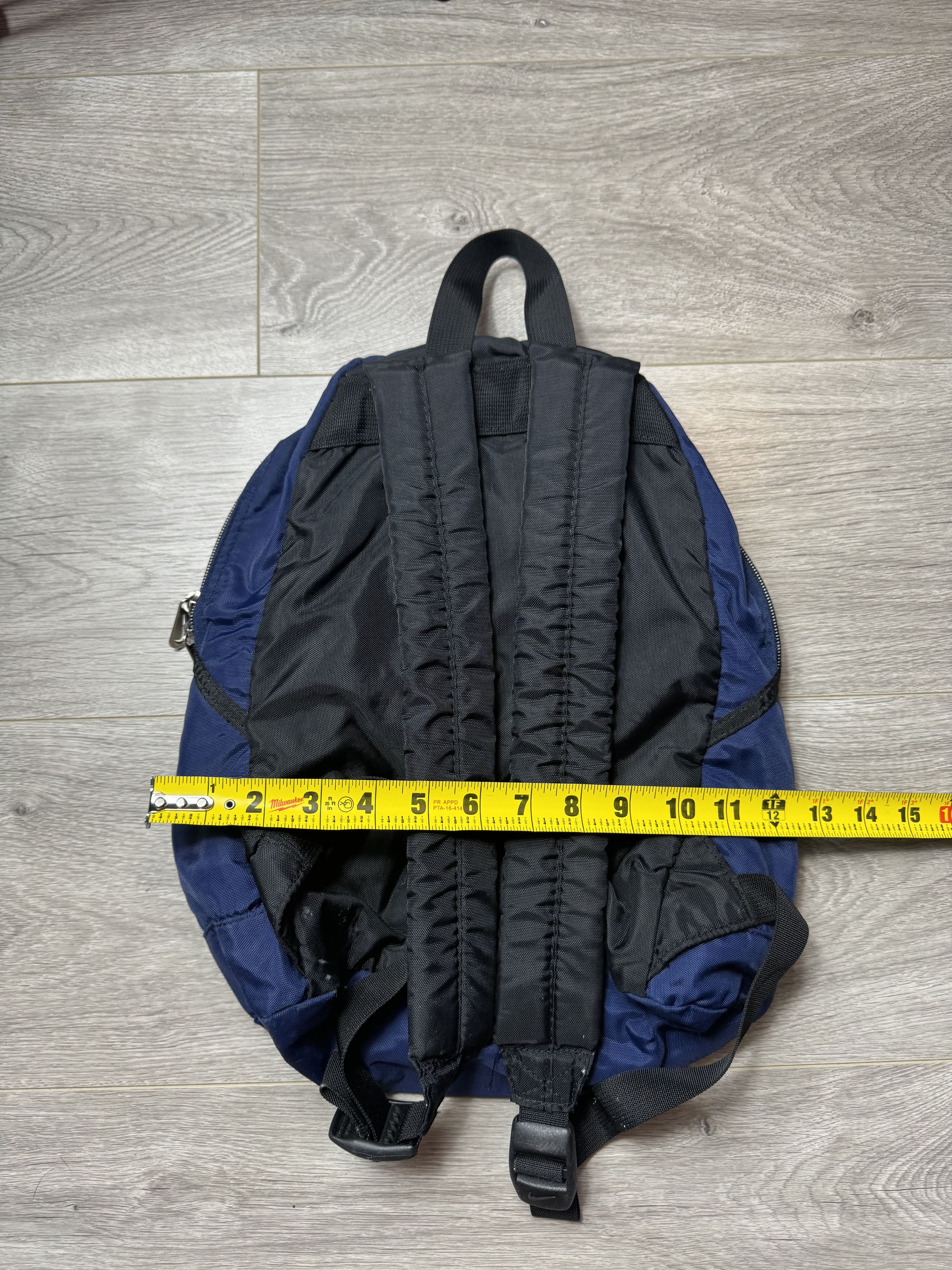Nike Vintage 90s Nike backpack medium sized big swoosh bag Size ONE SIZE - 9 Thumbnail